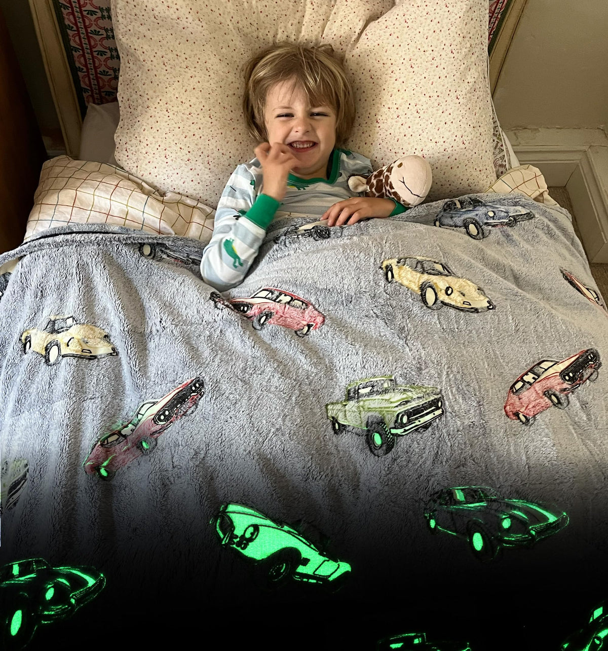 Kids Glow In The Dark Blanket - Kids Fleece Blankets For Girls & Boys - Soft Plush Kids Throw Blanket 50'X60' - Cars