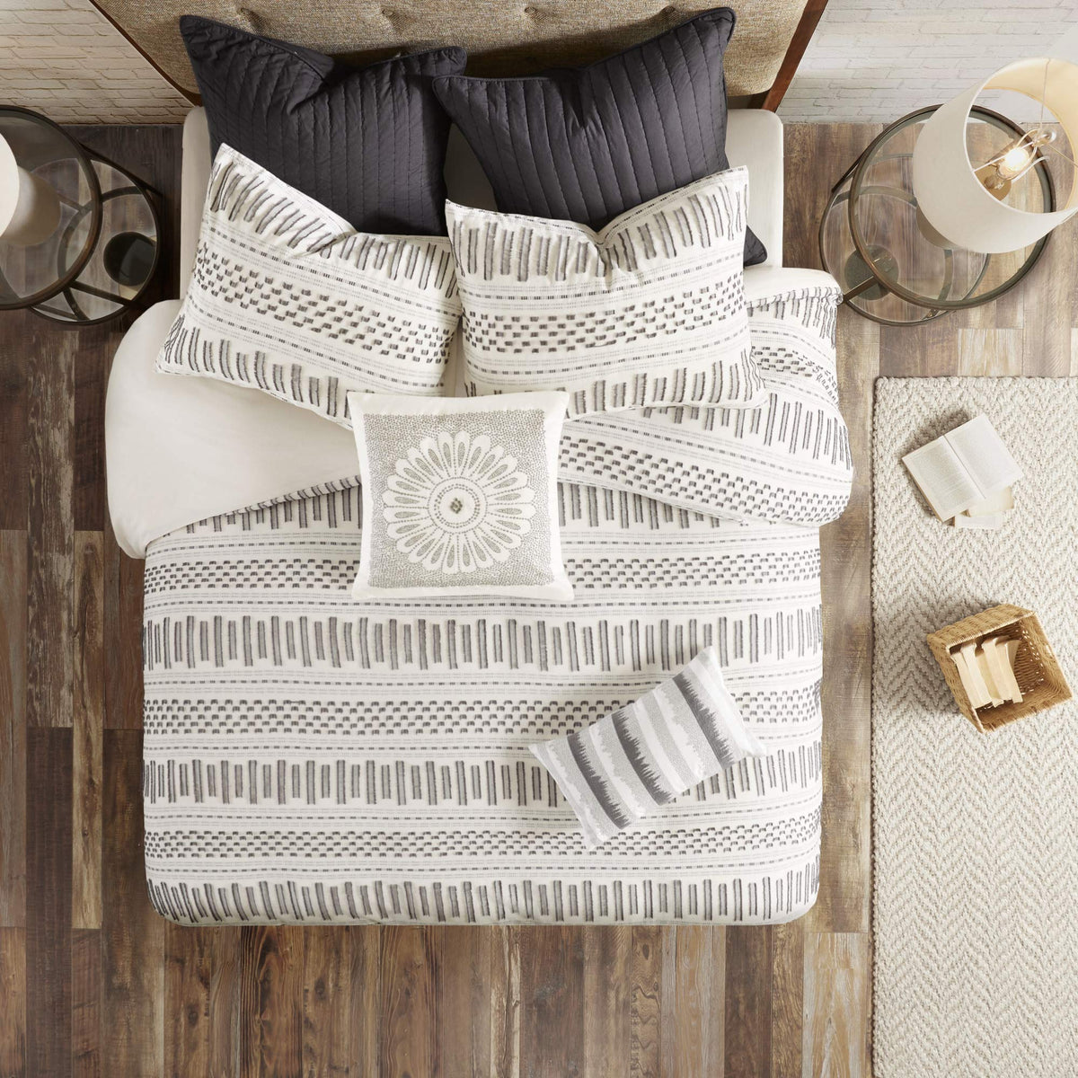 Ink+Ivy Luxurious Cotton-Bedding Set - Mid Century Trendy Geometric Design, All Season Cozy-Cover With Matching-Shams, King/Cal