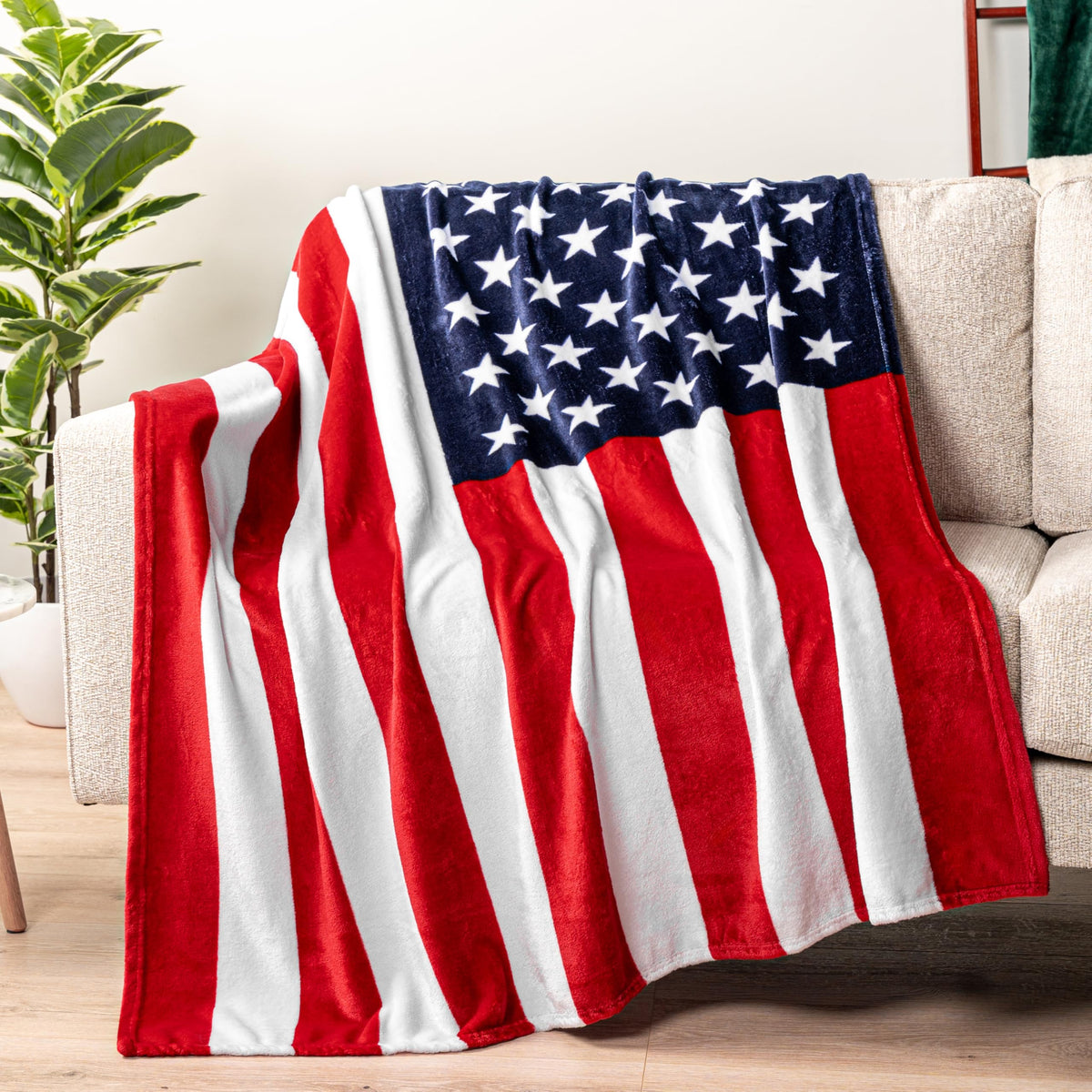 Pavilia Us Flag Patriotic Blanket - American National Flag Throw Blanket For Sofa Couch Bed, Soft Microfiber Fleece Reversible,