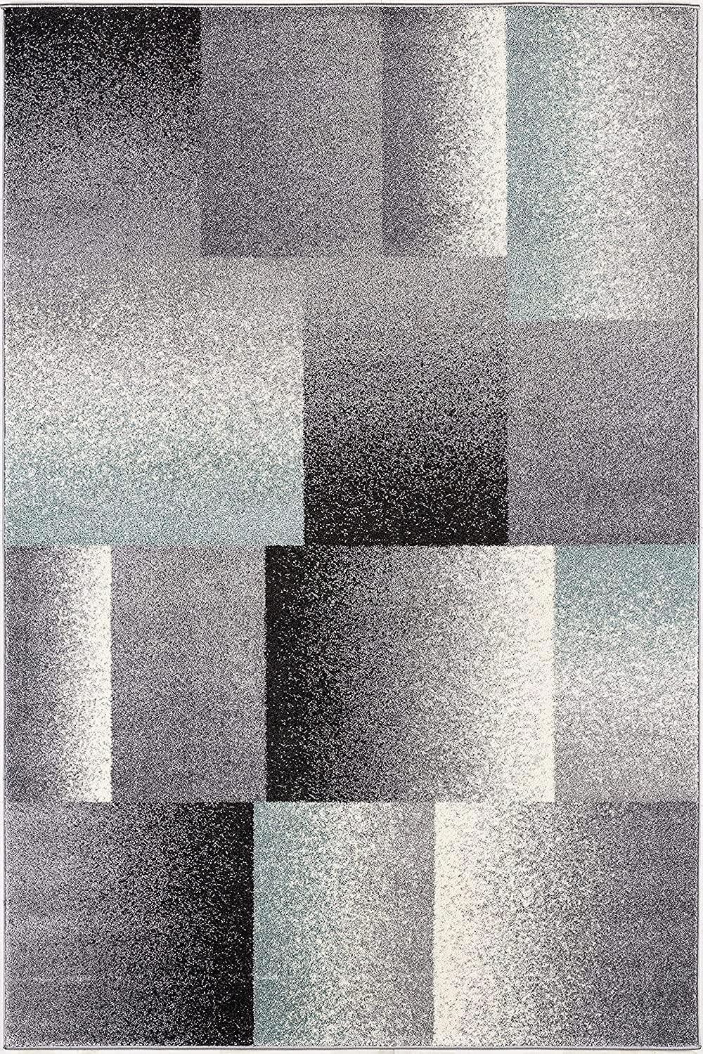 HomeRoots Grey 100% Twisted Polyester 8' x 11â€ Gray Modern Geometric Area Rug