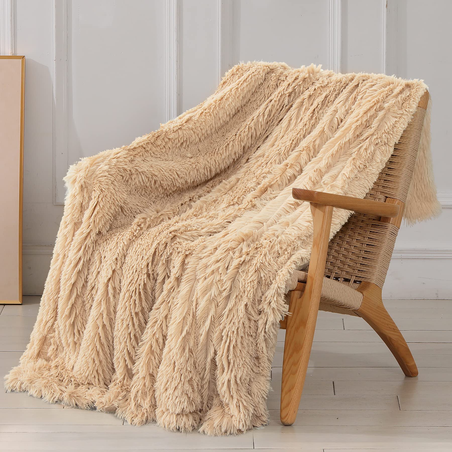 Tuddrom Decorative Extra Soft Faux Fur Blanket Queen Size 80' X 90',Solid Reversible Fuzzy Long Hair Shaggy Blanket,Fluffy Coz
