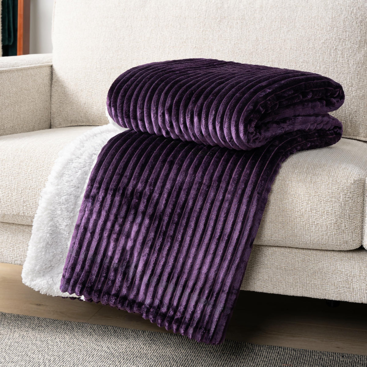 Pavilia Dark Purple Sherpa Fleece Throw Blanket For Couch Twin, Soft Plush Fuzzy Blankets, Fluffy Flannel Sherpa Blanket For Bed
