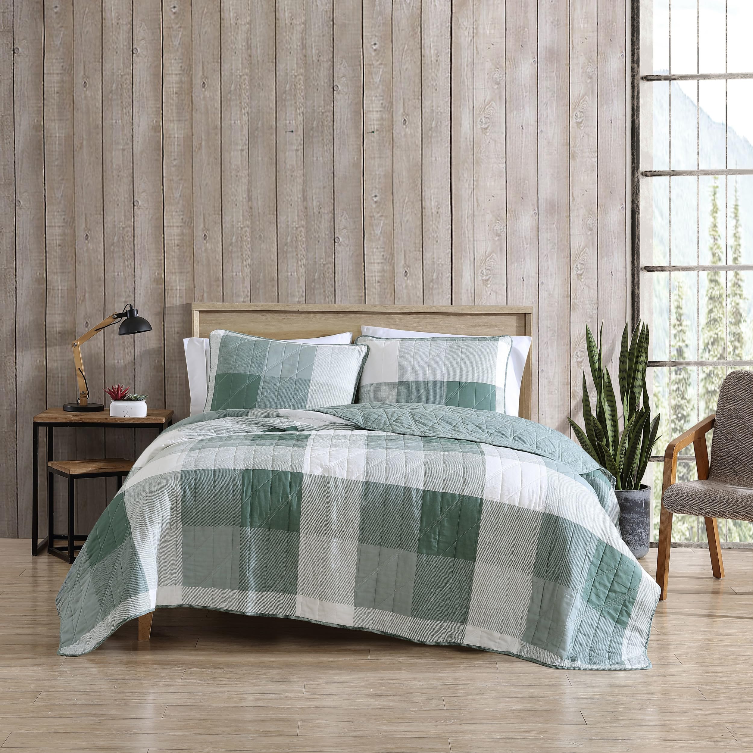 Eddie Bauer - King Quilt Set, Cotton Reversible Bedding With Matching Shams, Medium Weight Home Decor (Boulder Green, King)