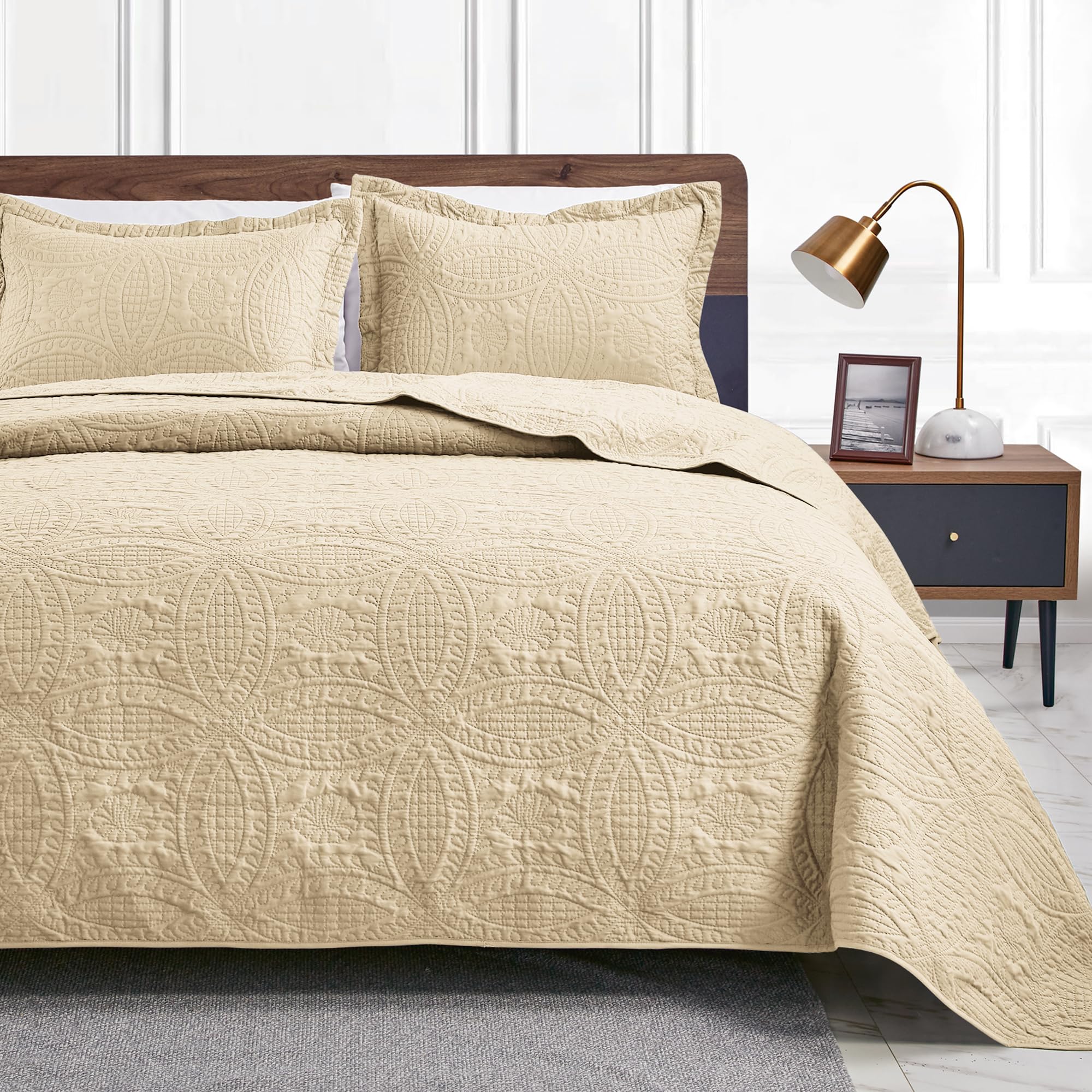 Love'S Cabin California King Size Quilt Bedding Set Camel Bedspreads - Cal King Summer Quilt Lightweight Bedspread- Coin Pattern
