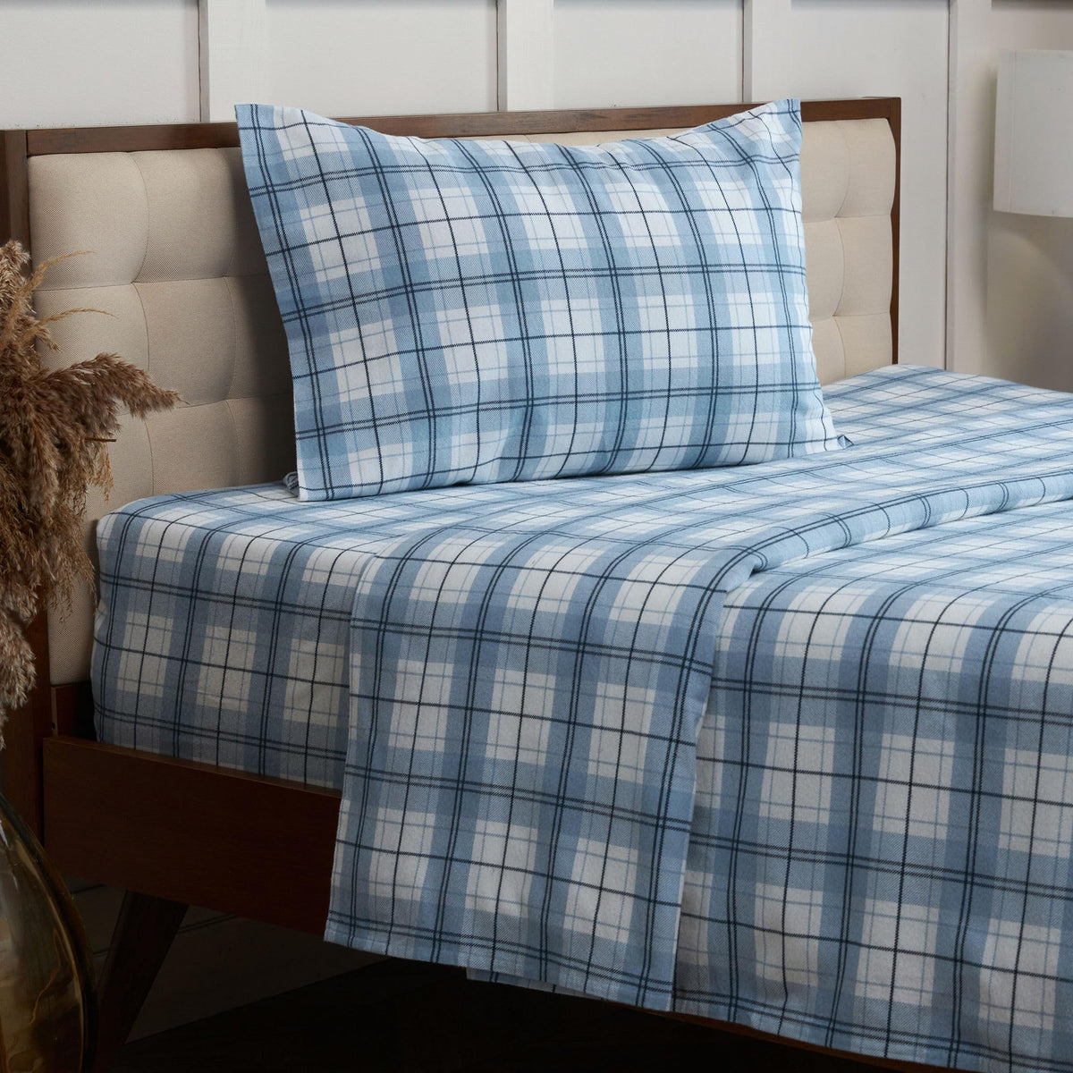Mellanni Cotton Flannel Sheet Set - Double Brushed For Added Softness & Comfort - Deep Pocket Fitted Sheet Up To 16' - 3 Piece