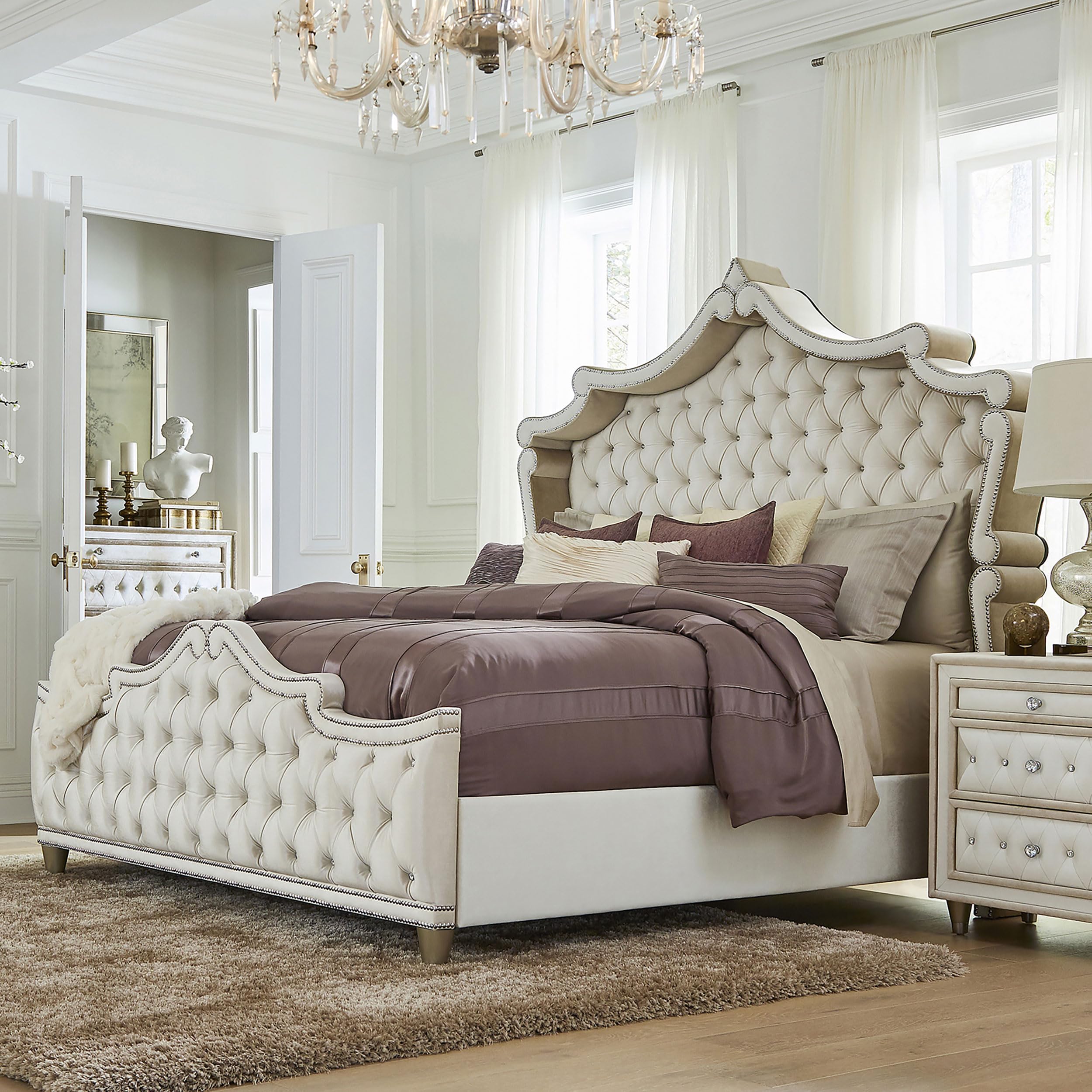 Coaster Antonella California King Bed, Ivory/Camel