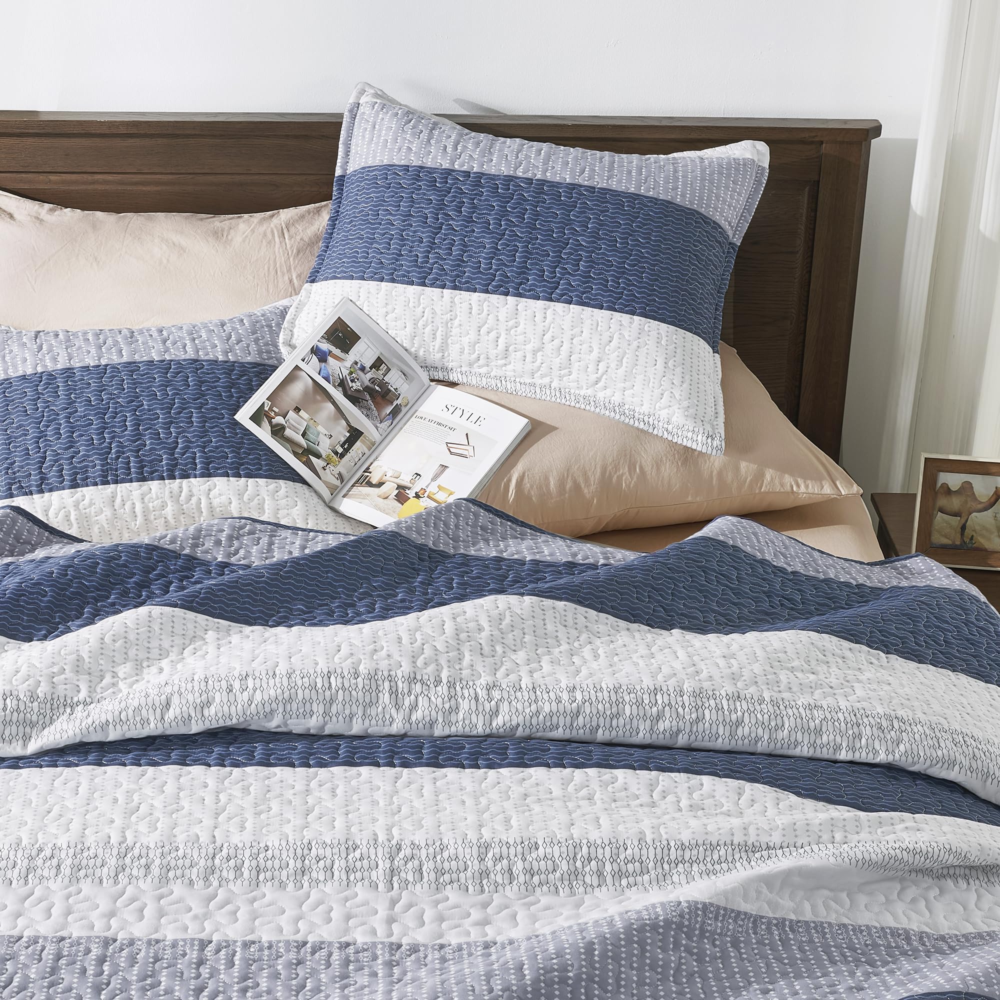 Andency King Size Quilt Set Mineral Blue, 3 Pieces Summer Ultra Soft Lightweight Bedspreads & Coverlets Set, Patchwork Striped Quilted Bedding Sets For All Seasons (1 Quilt, 2 Pillow Shams)