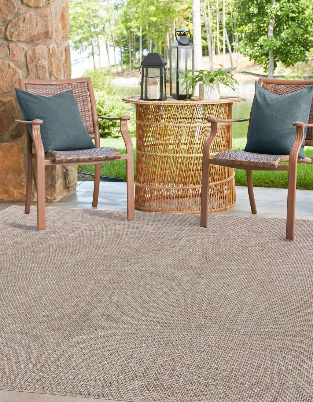 Unique Loom Outdoor Solid Collection Area Rug (6' 1'' Square Beige/Ivory)