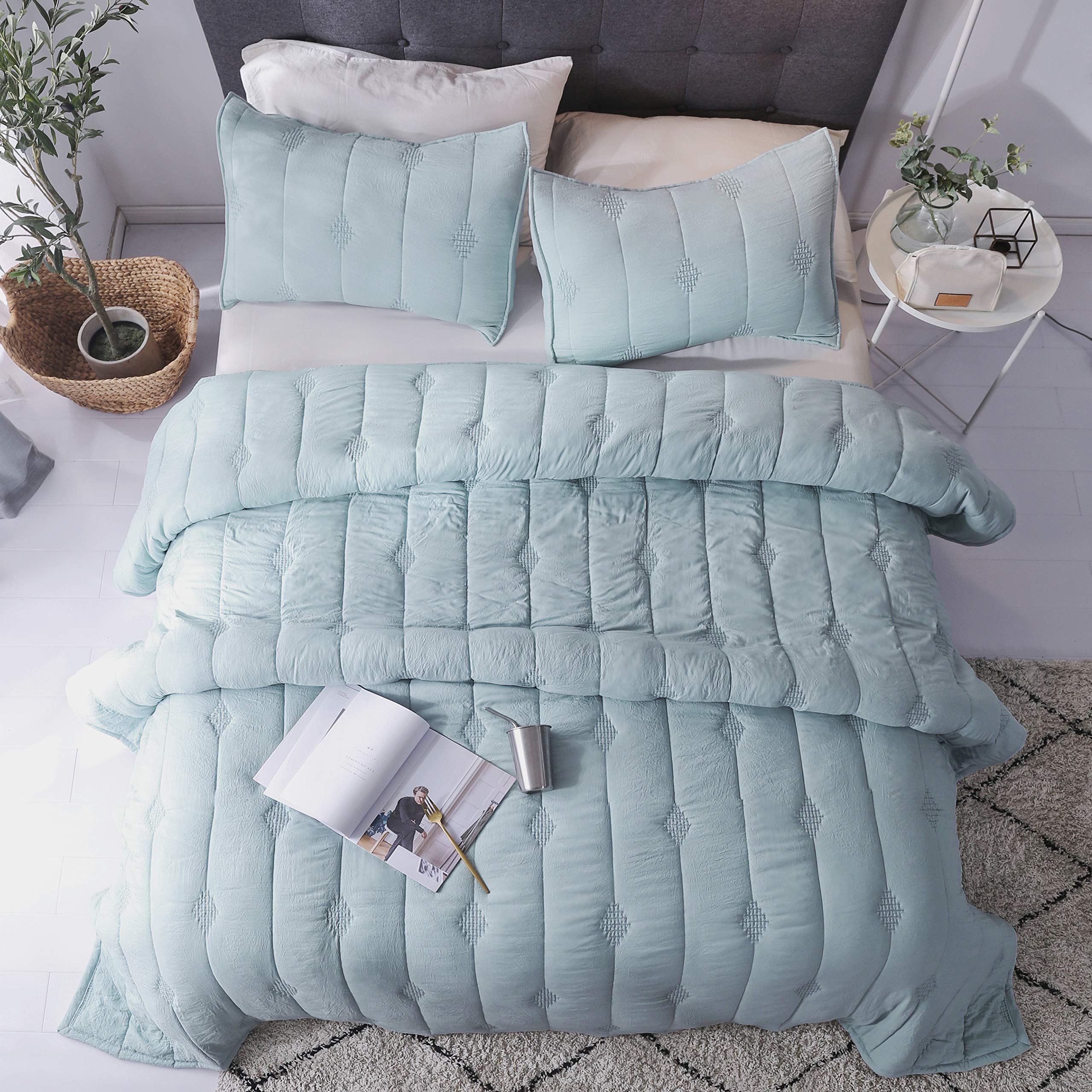 Anna.Z Home Queen Quilt Bedding Set - Light Weight Breathable Ultra-Soft, Allover Geometric Diamond Stitched Embroidery, Light B