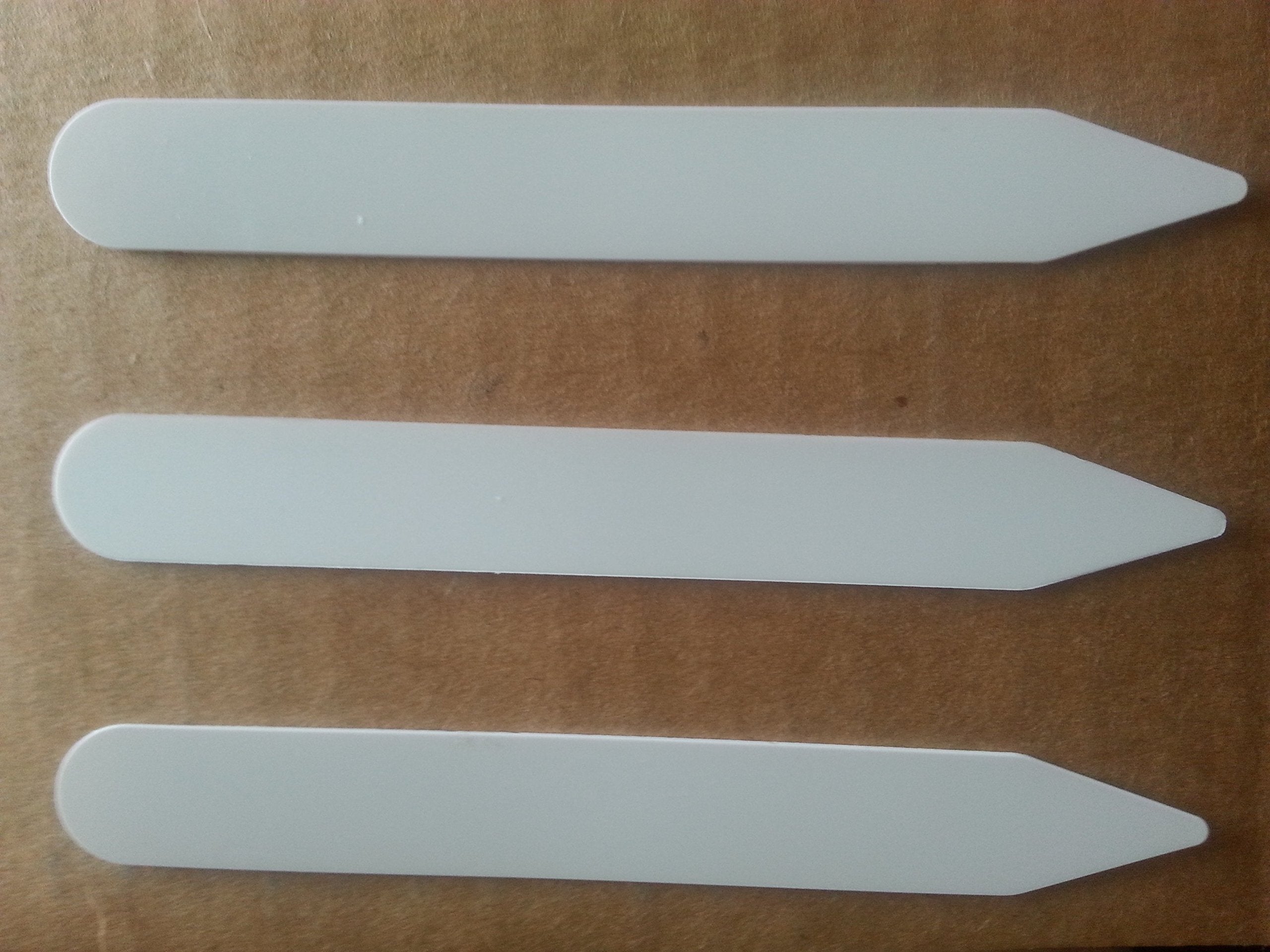 5' X 5/8' White Plastic Plant Labels - 1000 Count -