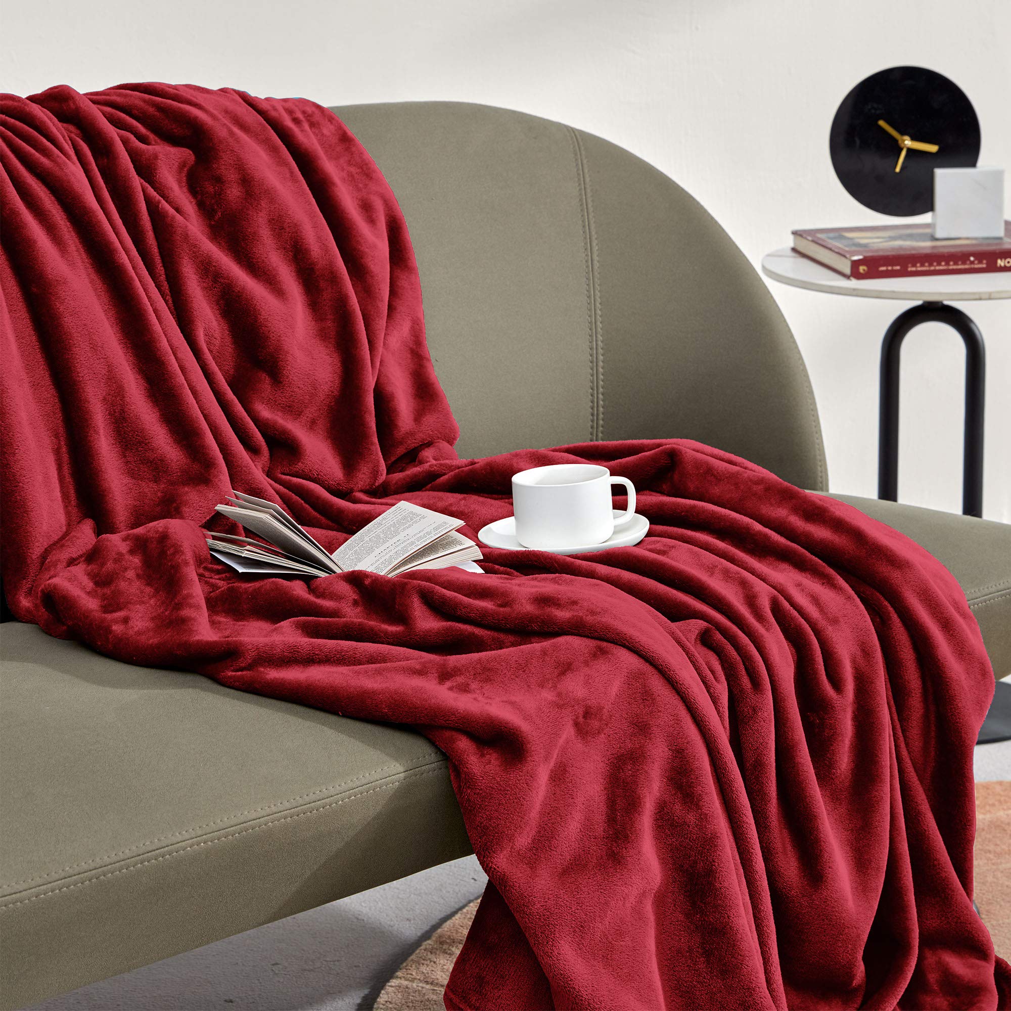 Sleep Zone Burgundy Fleece Blanket Super Soft Cozy Throw Flannel Blanket, Lightweight Comfy Fuzzy Blanket Plush Throw Blankets F