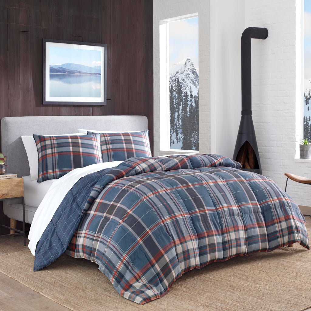 Eddie Bauer - Queen Comforter Set, Reversible Down Alt Bedding With Matching Shams, Home Decor For Colder Months (Shasta Lake Na