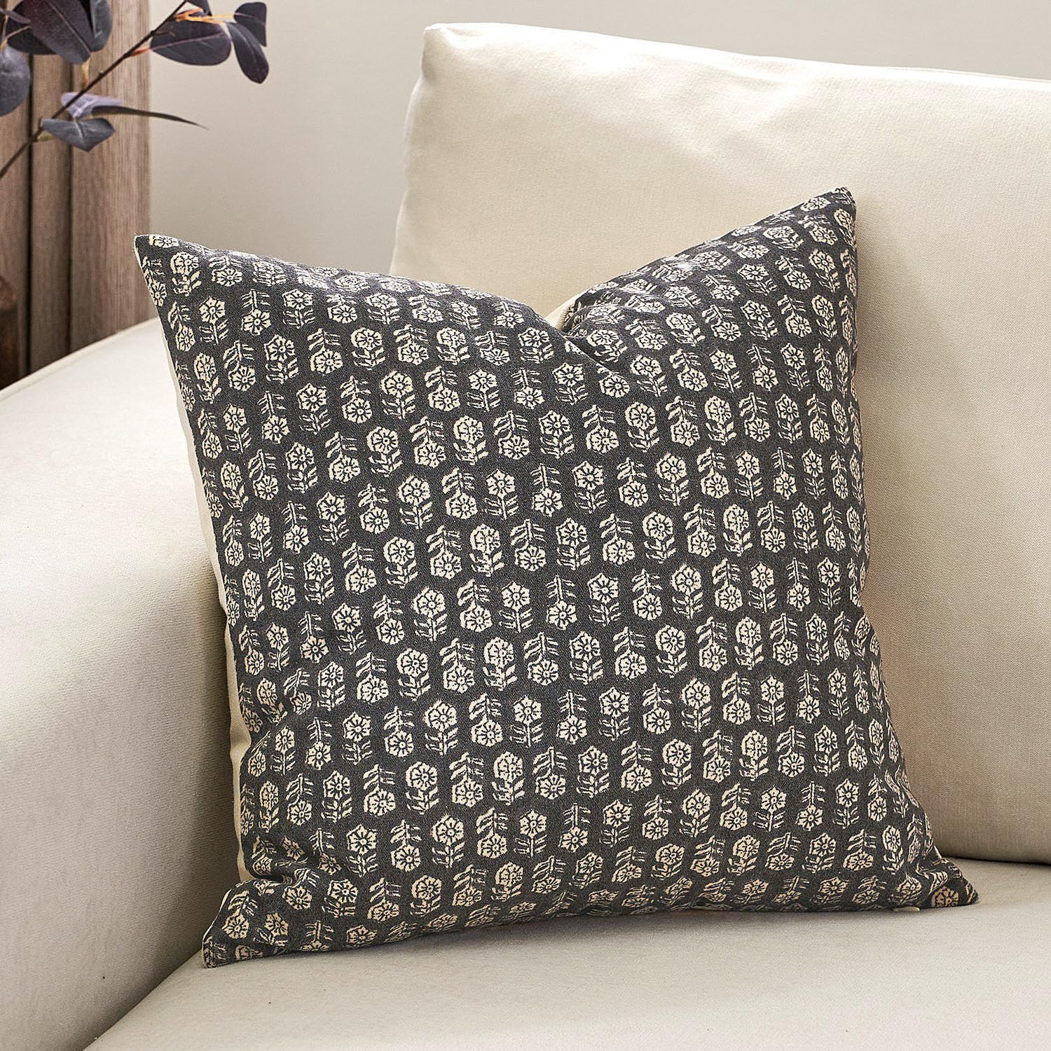 Domvitus 18X18 Pillow Cover, Floral Pillow Covers, Couch Pillows For Living Room, Decorative Farmhouse Accent Print Throw Pillow