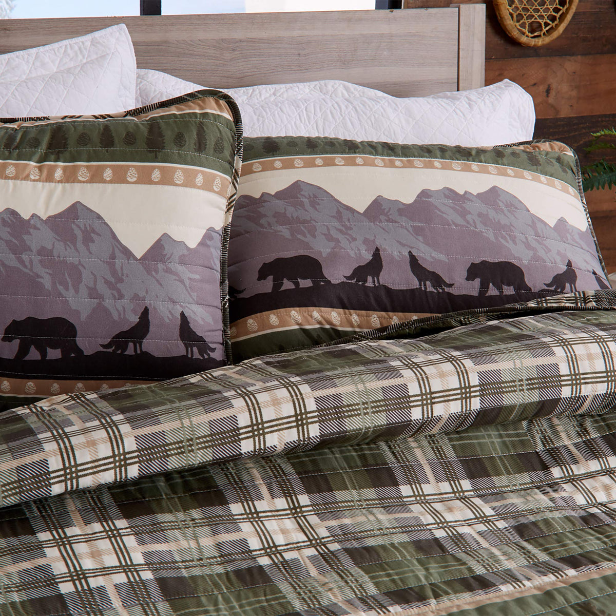 Great Bay Home 3-Piece Reversible Rustic Lodge Bedspread Quilt With 2 Shams. All-Season Quilt Set. (Full/Queen, Salt Creek)
