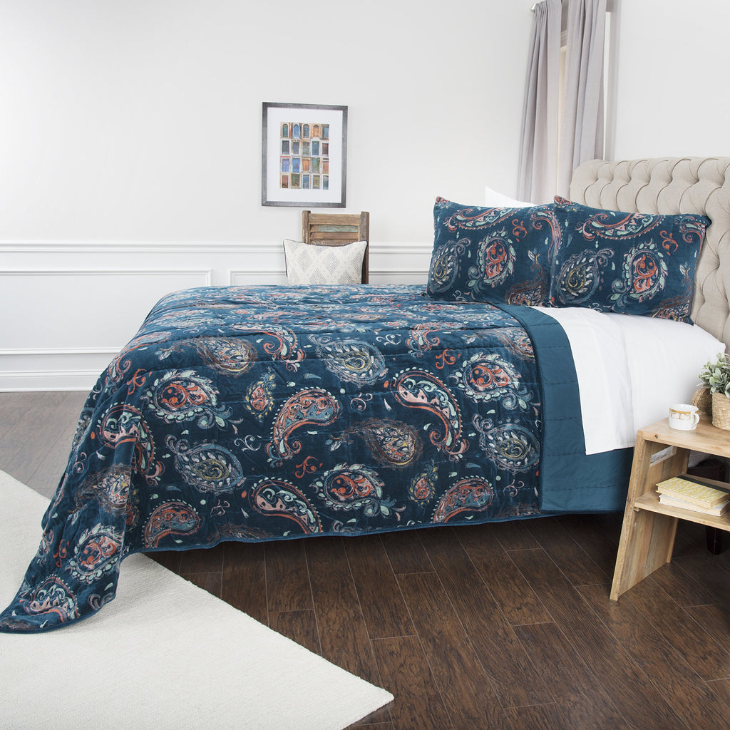 Rizzy Home | BQ4460 | Cotton Quilt | 90"x92" Blue/Orange/Pink Paisley
