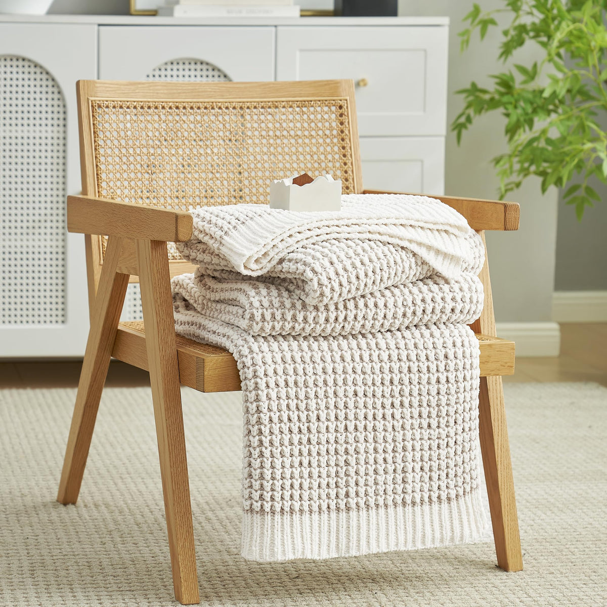 Am?Ie Home Chenille Waffle Throw Blanket For Couch, Reversible Pineapple Stitch Knit Soft Cozy Knit Blanket Lightweight Warm Dec