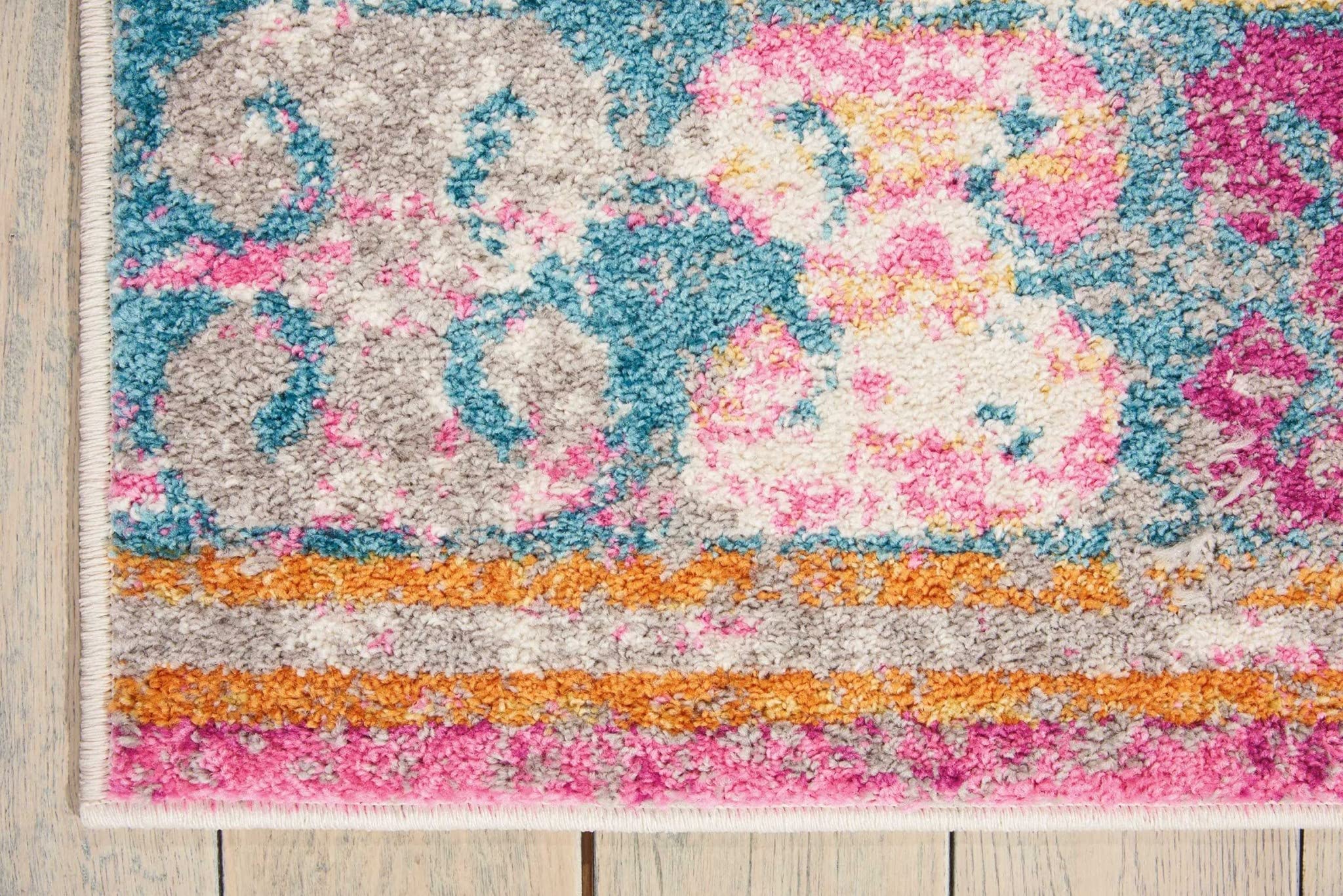 HomeRoots 100% Polypropylene 4’ x 6’ Ivory and Magenta Tribal Pattern Area Rug