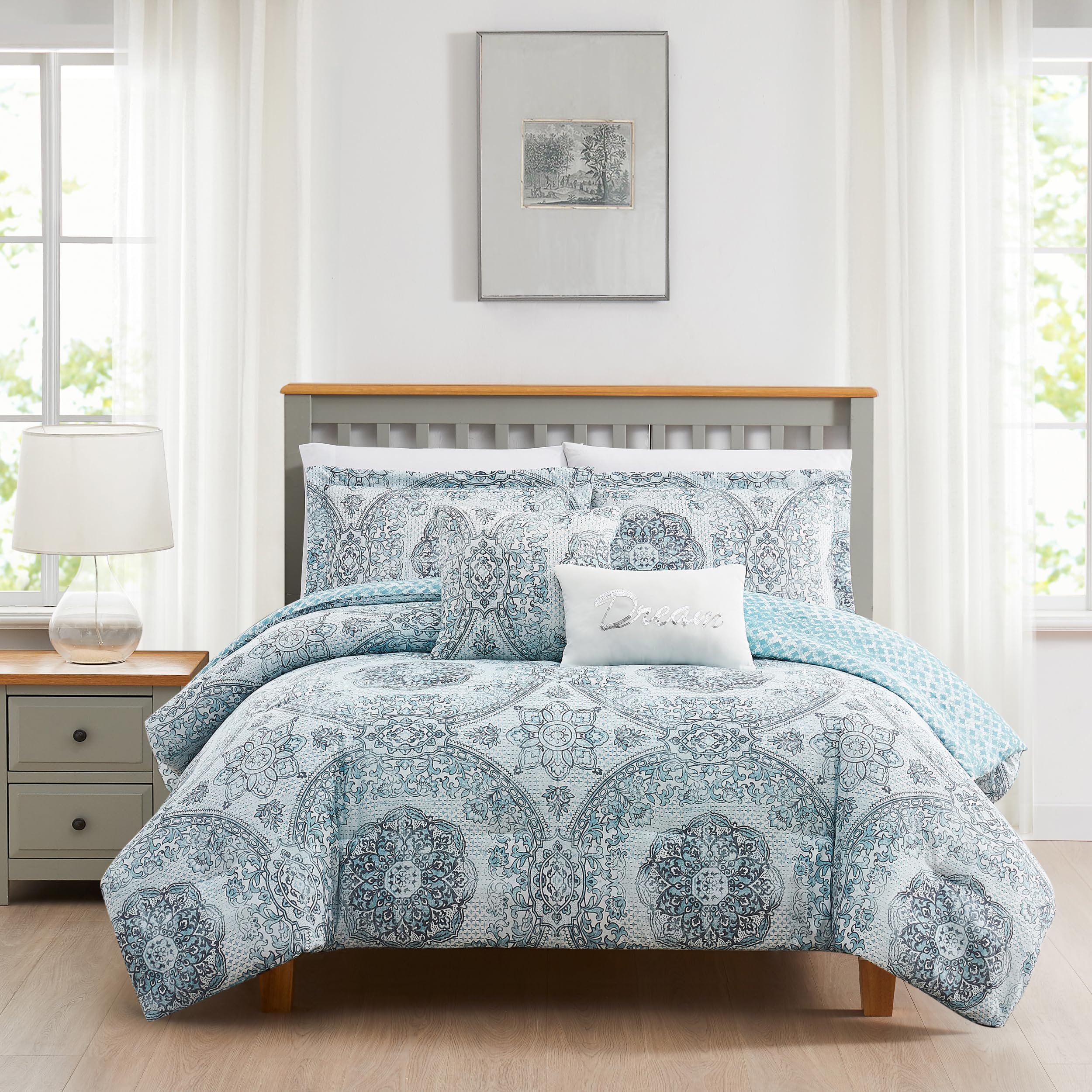 Boho Living  Comforter Set, Picadilly Queen Bedding, 5 Piece Set, Includes Reversible Comforter, 2 Decorative Pillows & 2 Pillo