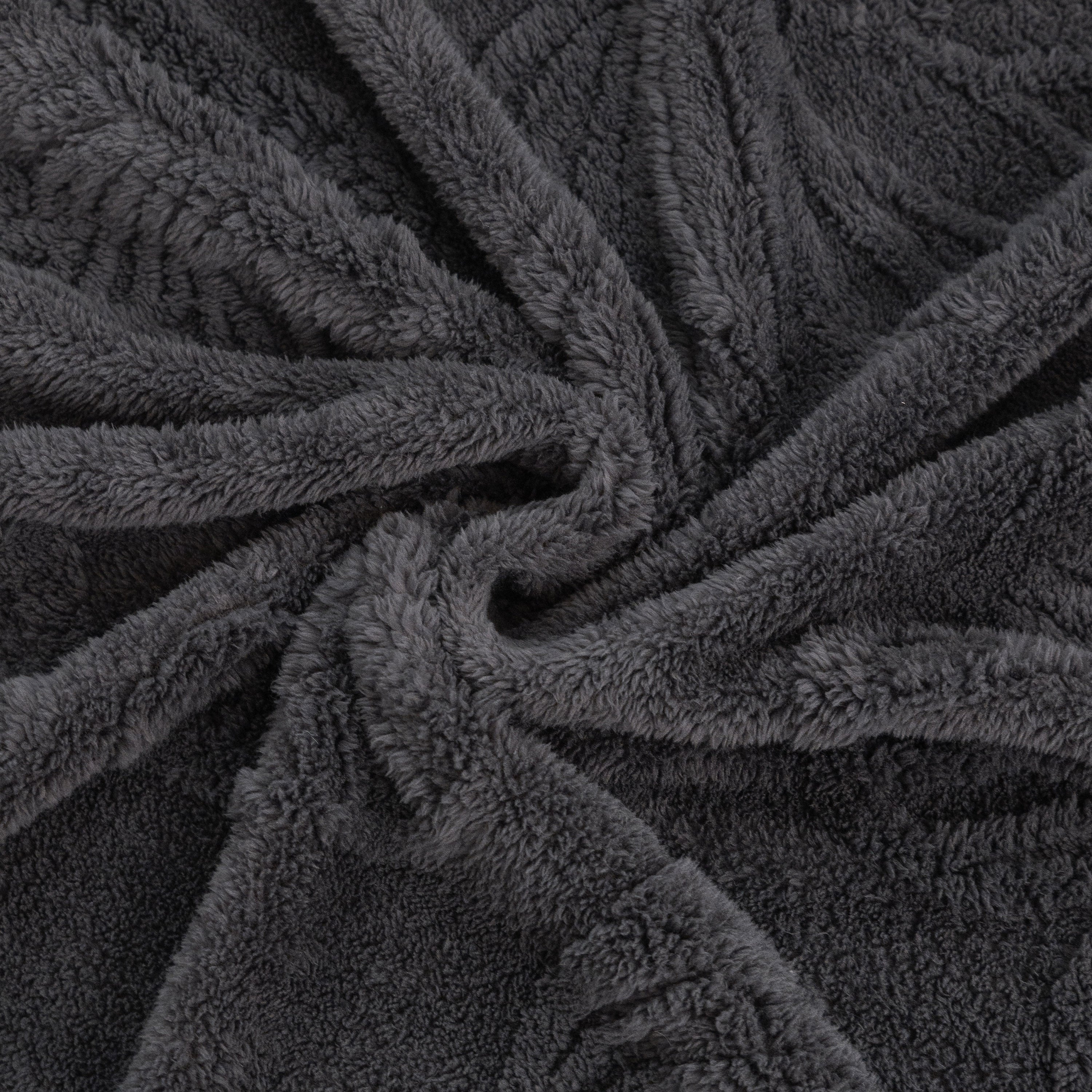 Luxury 3D Butterfly Jacquard Sofa Throw Blanket, Ultra-Soft Plush Fleece Couch Cover