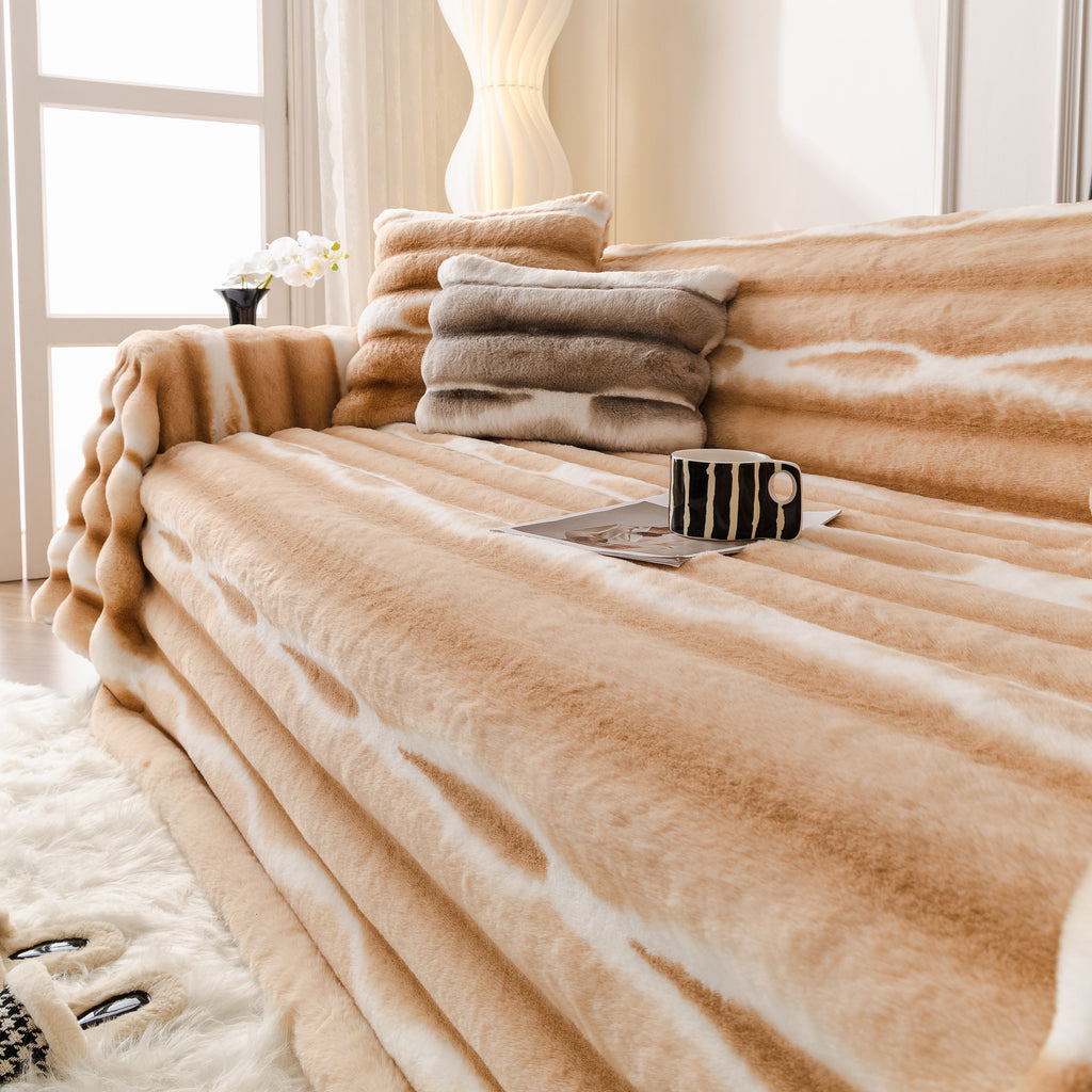 Ultra Soft Faux Fur Couch Cover – Large, Fluffy, and Elegant Sofa Throw Blanket