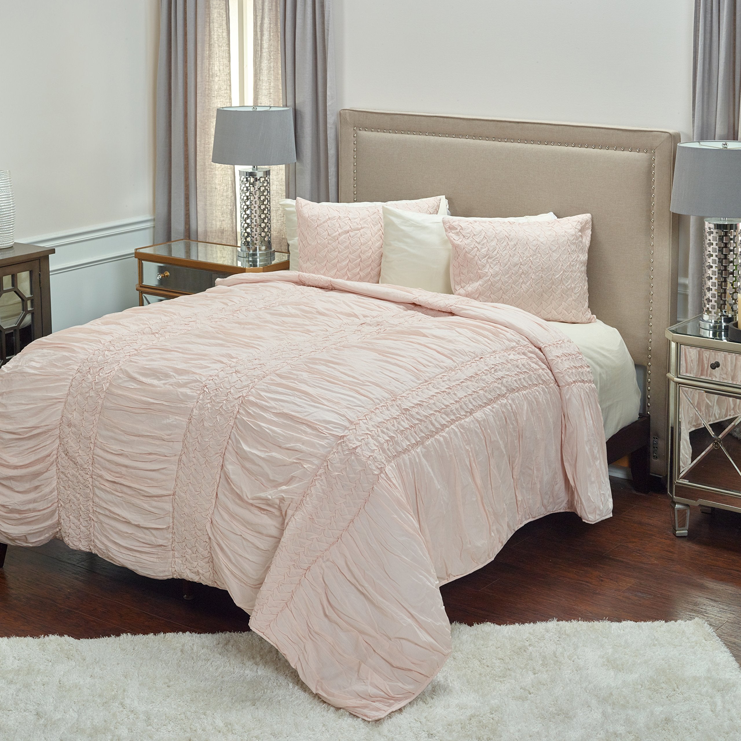 Rizzy Home | BT3141 | Polyester Quilt | 90"x92" Pink Solid Textured