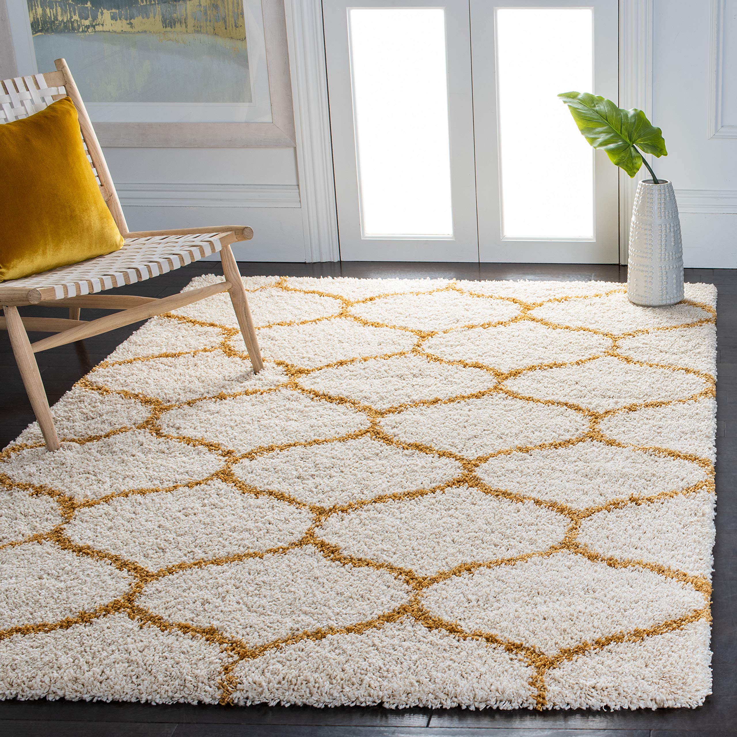 SAFAVIEH Hudson Shag Collection Area Rug - 8 x 10, Ivory & Gold, Moroccan Ogee Trellis Design, Non-Shedding & Easy Care, 2-inc