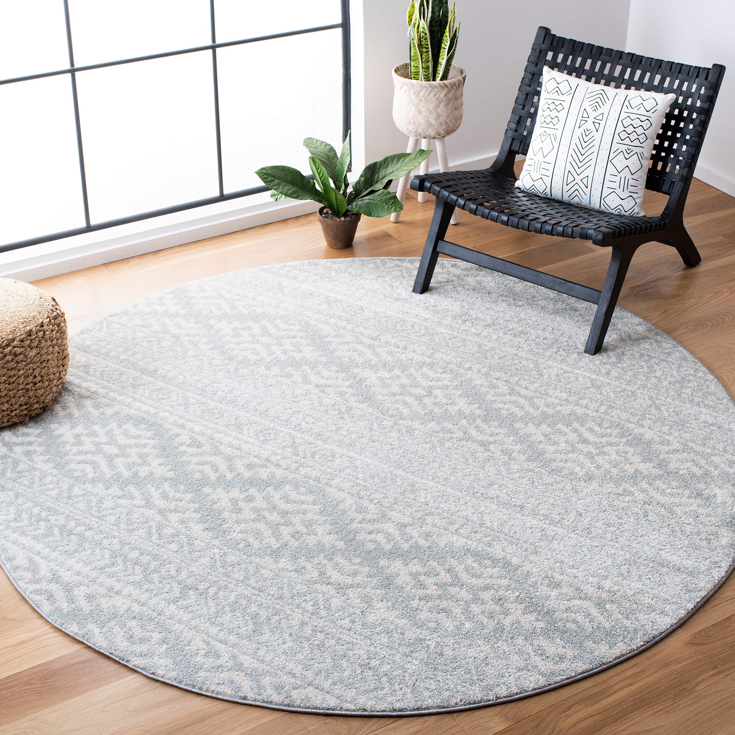 SAFAVIEH Tulum Collection 67 Round Light Grey/Ivory TUL272F Moroccan Boho Tribal Non-Shedding Dining Room Entryway Foyer Living