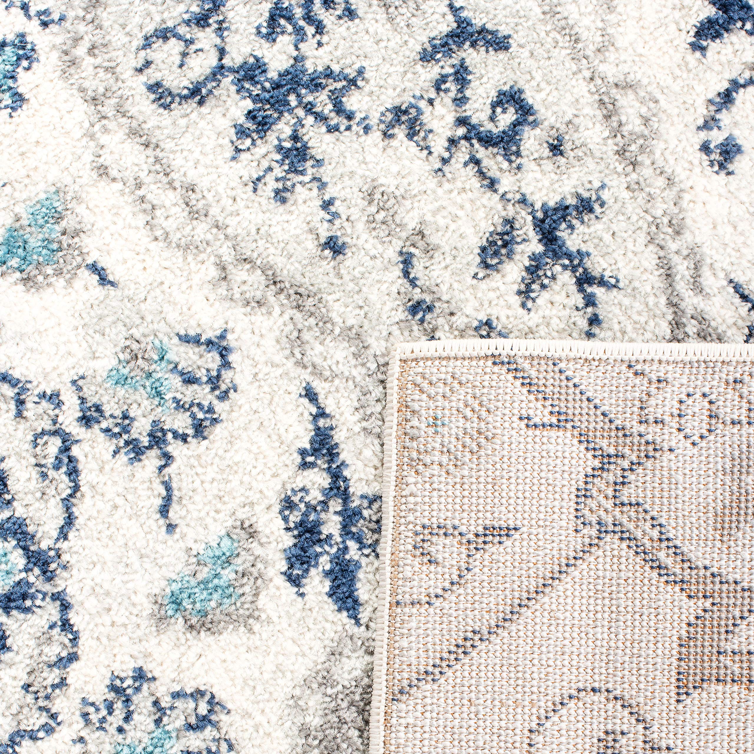 Safavieh Madison Collection Accent Rug - 2'3'' X 4', Cream & Light Grey, Glam Paisley Design, Non-Shedding & Easy Care, Ideal Fo