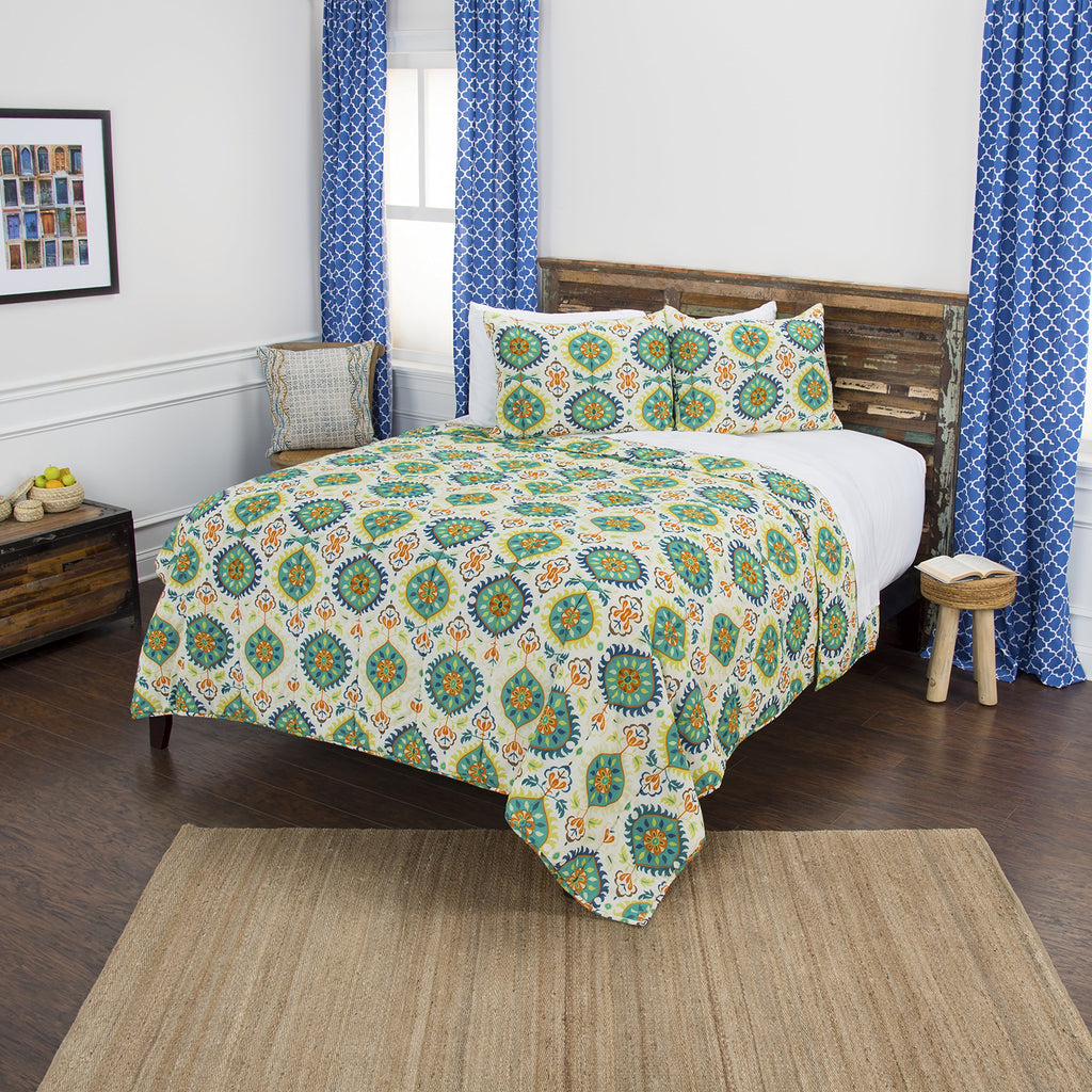 Rizzy Home | BQ4619 | Polyester Quilt | 90"x92" Yellow/Green/Orange Geometric