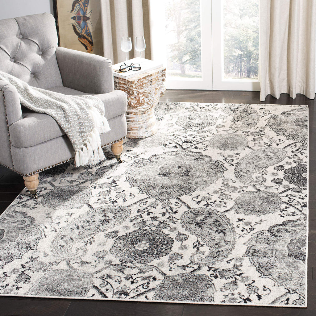 SAFAVIEH Madison Collection Accent Rug - 4' x 6', Cream & Silver, Boho Chic Glam Paisley Design, Non-Shedding & Easy Care, Ideal
