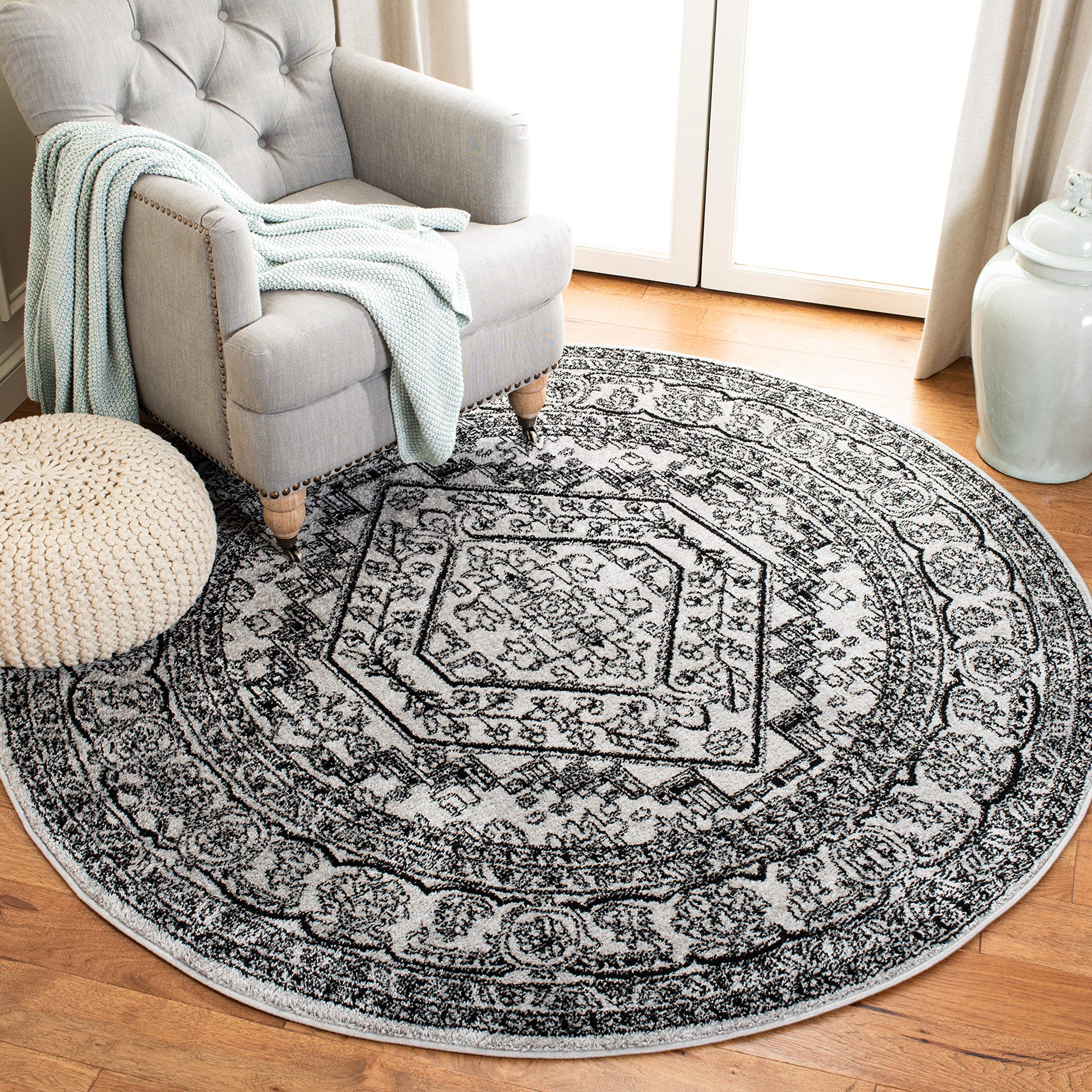 SAFAVIEH Adirondack Collection 12 Round Silver / Black ADR108A Oriental Medallion Non-Shedding Dining Room Entryway Foyer Livin