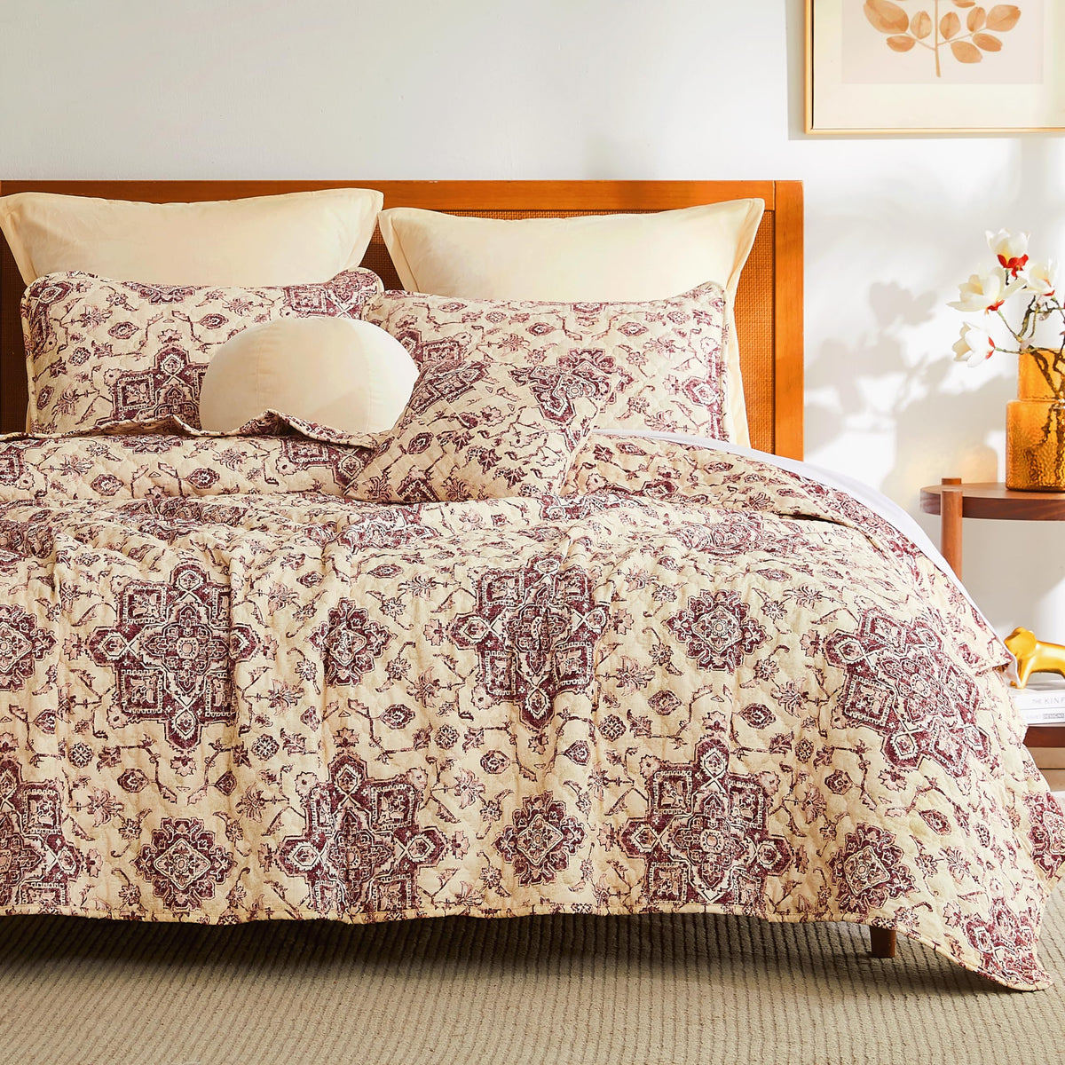 Southshore Fine Living, Inc. Oversized King Quilt Bedding Set 7-Pieces With Pillow Shams, Euro Shams, 2 Throw Pillows, Boho Bedd