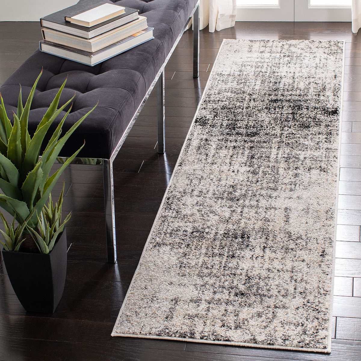 SAFAVIEH Adirondack Collection Runner Rug - 2'6'' x 12', Silver & Black, Modern Abstract Design, Non-Shedding & Easy Care, Ideal