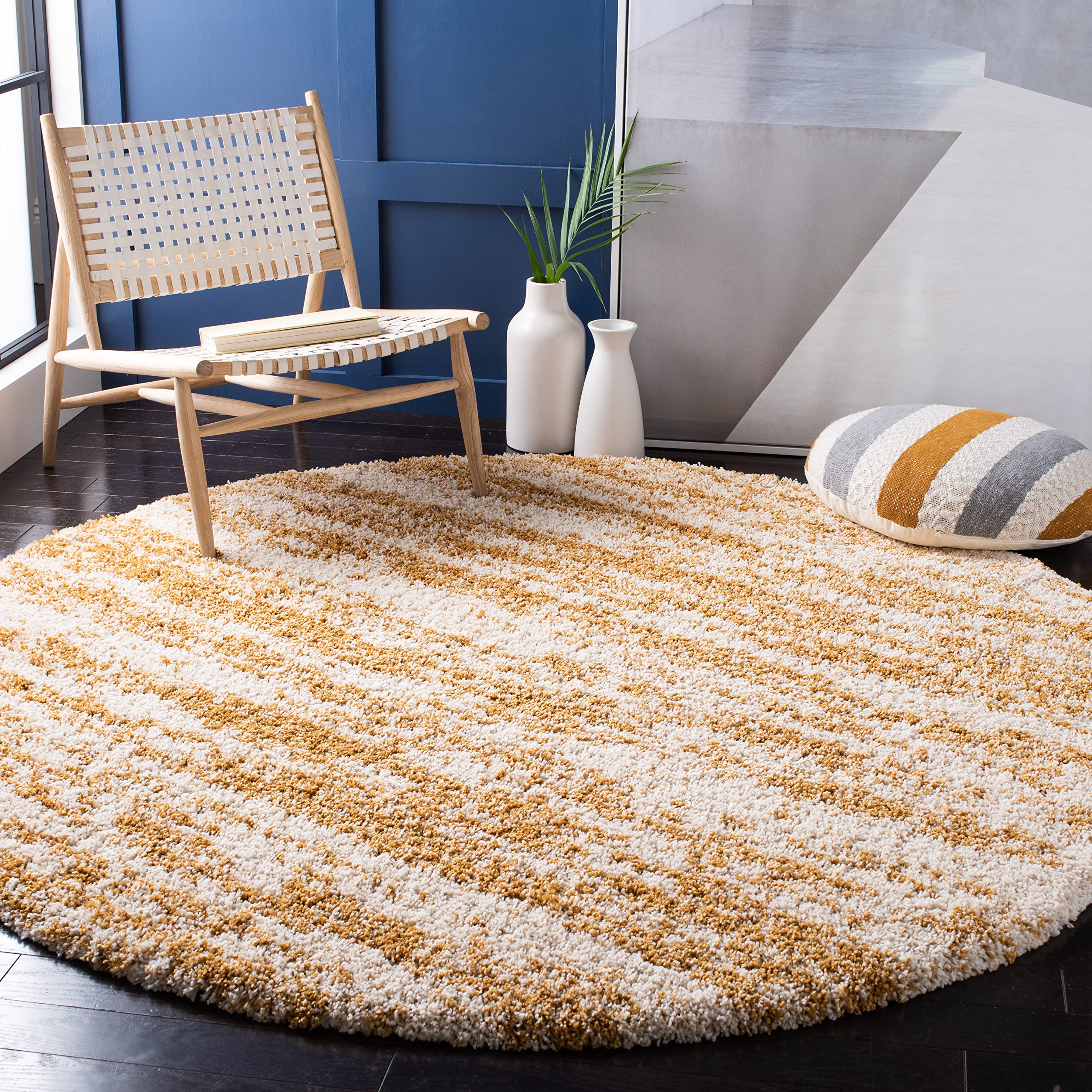 SAFAVIEH Hudson Shag Collection 7 Round Ivory/Gold SGH206D Modern Non-Shedding 2-inch Thick Entryway Foyer Living Room Bedroom 