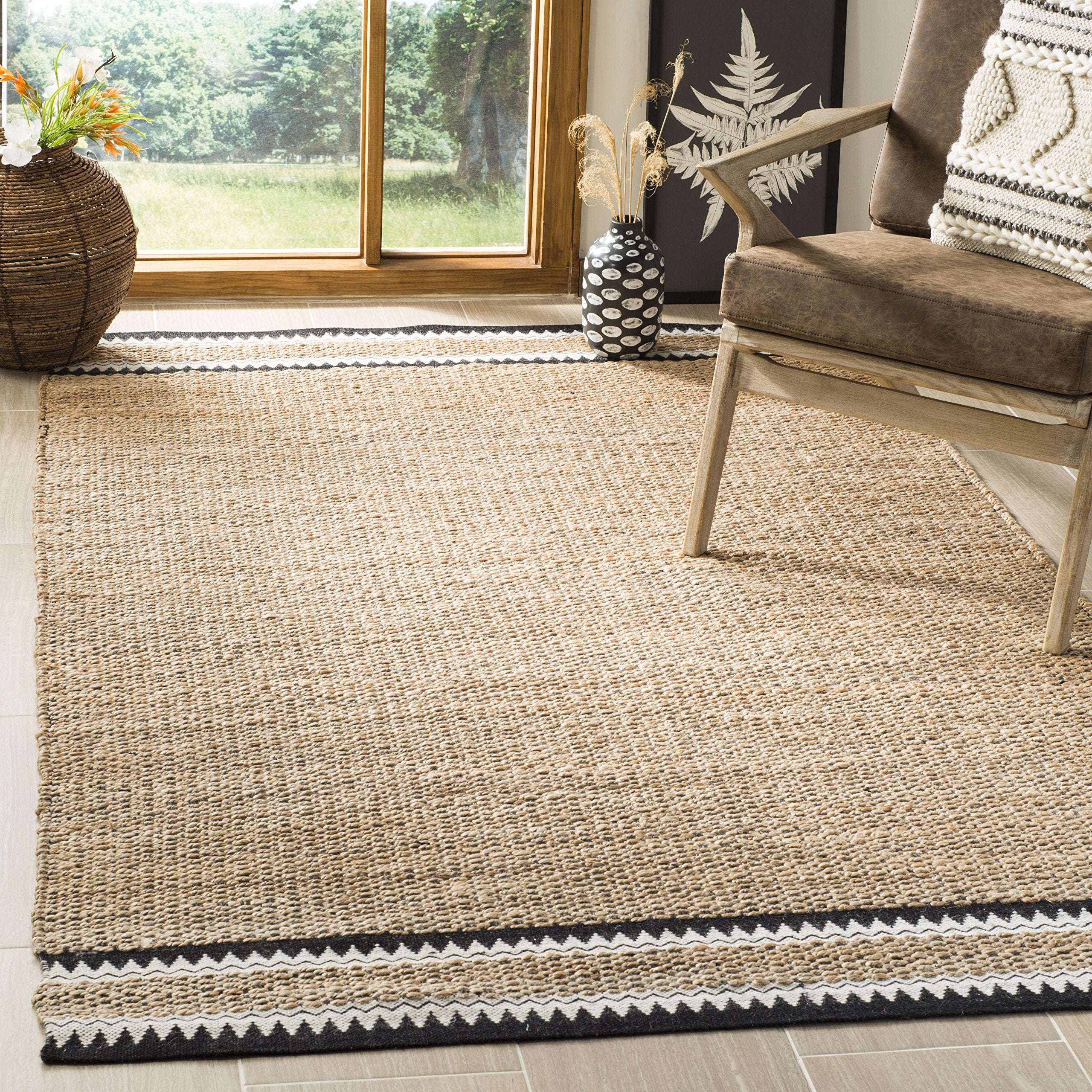 SAFAVIEH Natural Fiber Collection Area Rug - 6 x 9, Natural & Black, Handmade Farmhouse Boho Coastal Rustic Jute, Ideal for Hi
