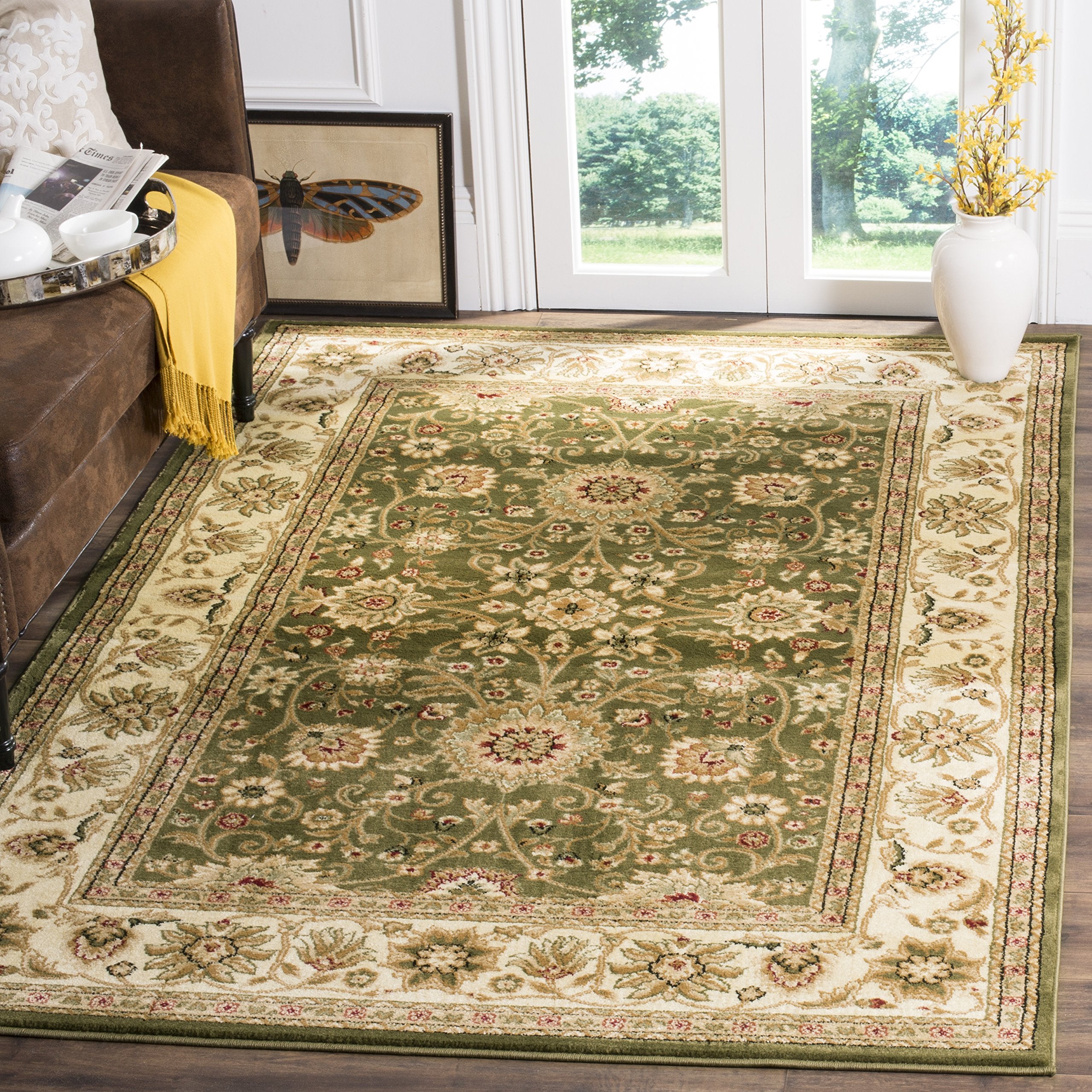 SAFAVIEH Lyndhurst Collection Area Rug - 53 Square, Sage & Ivory, Traditional Oriental Design, Non-Shedding & Easy Care, Ideal 