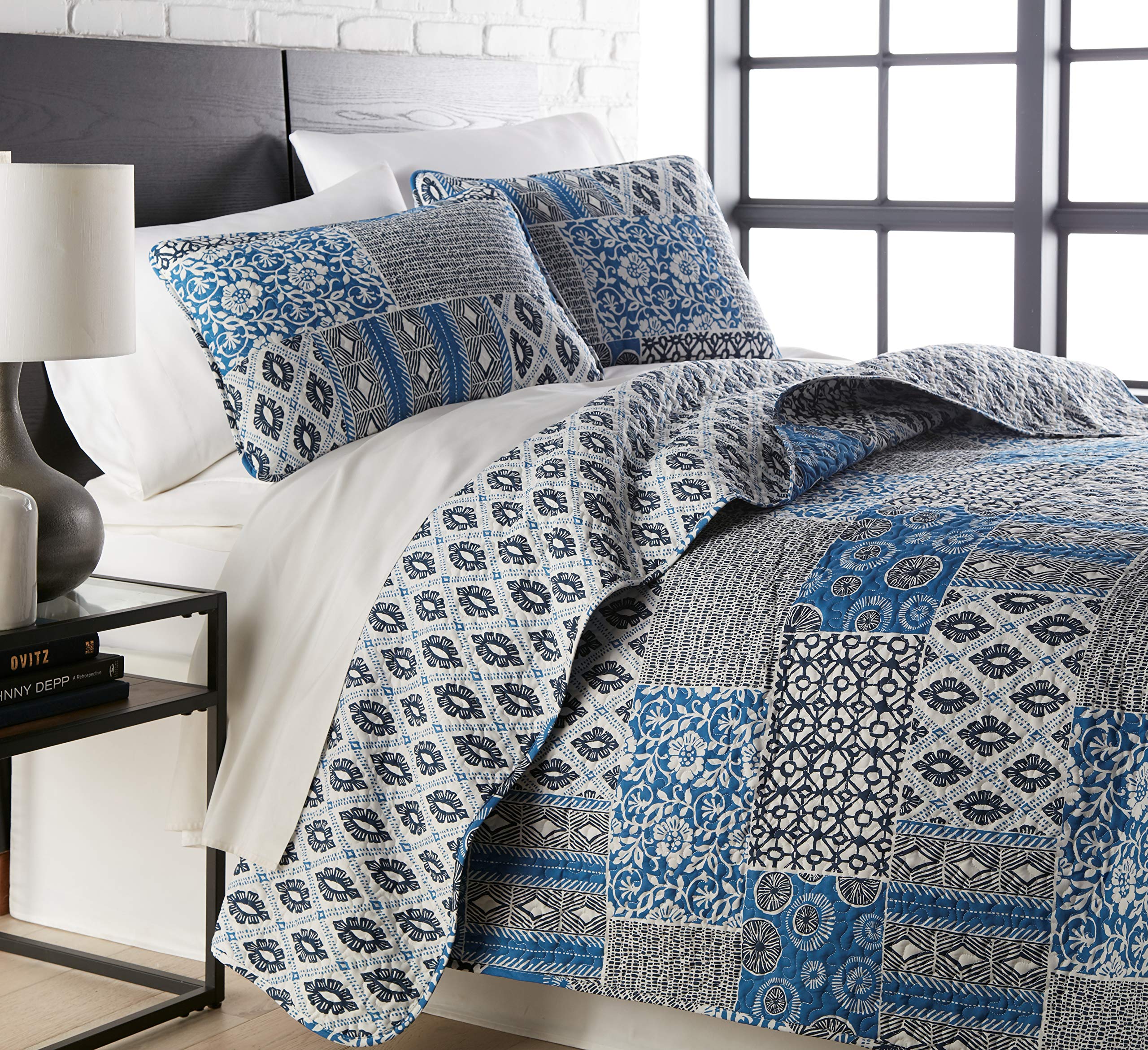 Southshore Fine Living, Inc. Global Patchwork Oversized King Quilt Bedding Set, 3-Piece With King/Cal King Size Quilt And 2 Matc