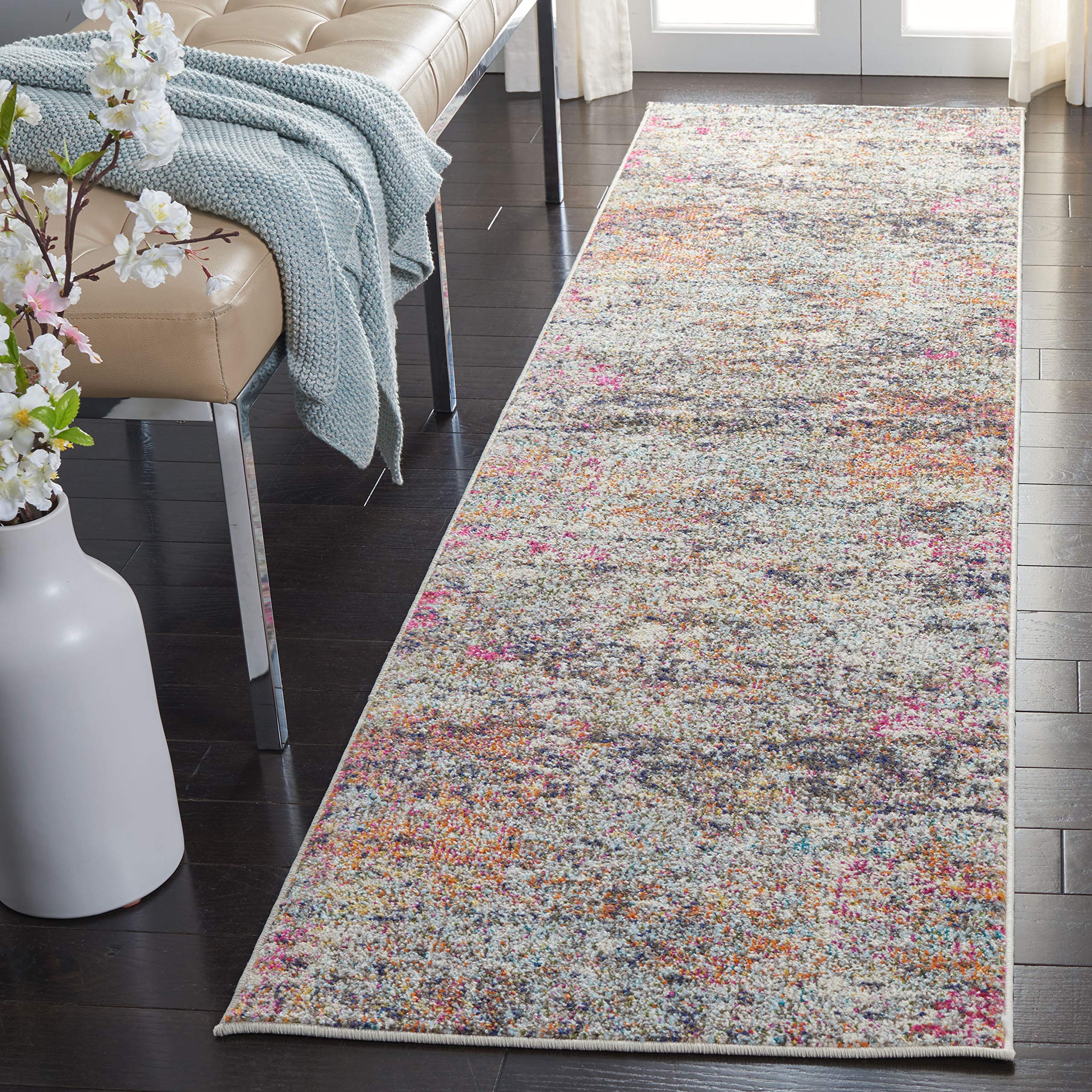 SAFAVIEH Madison Collection Runner Rug - 22 x 12, Black & Gold, Modern Abstract Design, Non-Shedding & Easy Care, Ideal for Hi