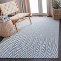 Safavieh Bermuda Collection Accent Rug - 4' X 6', Blue & Creme, Non-Shedding & Easy Care, Machine Washable Indoor/Outdoor & Wash