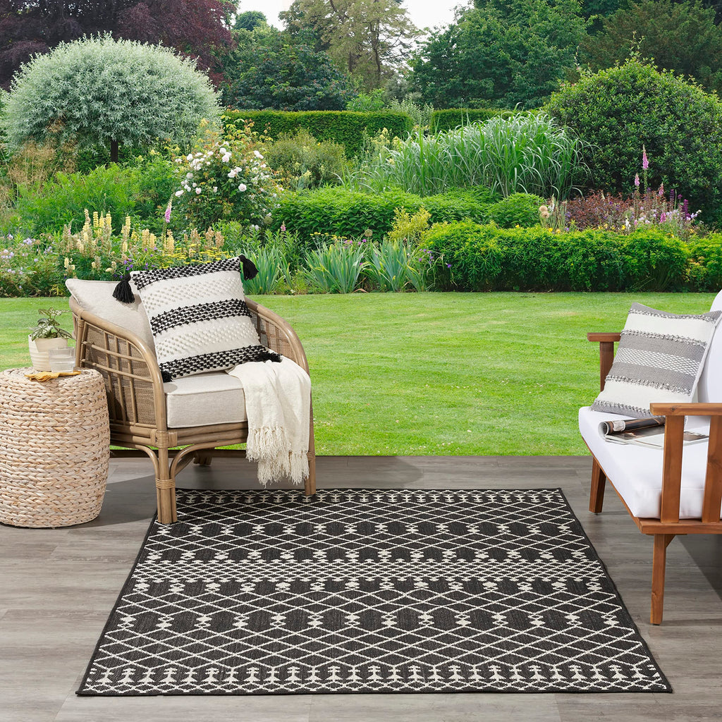 Nourison Positano Indoor/Outdoor Black 4' X 6' Area Rug, Easy Cleaning, Non Shedding, Bed Room, Living Room, Dining Room, Deck, Backyard, Patio (4X6)