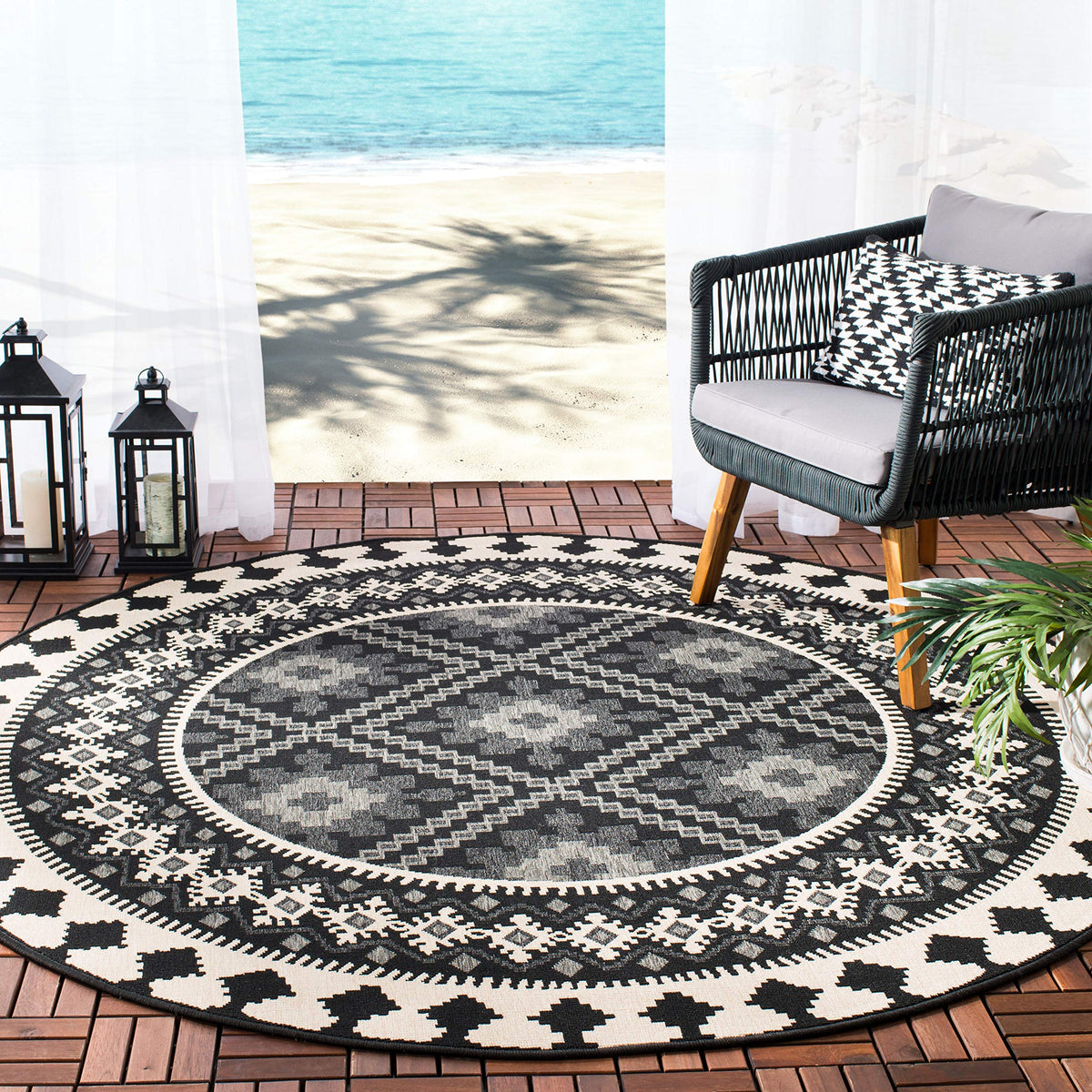 Safavieh Veranda Collection 3' Round Black / Cream Ver099 Boho Indoor/ Outdoor Non-Shedding Easy--Cleaning Patio Backyard Porch