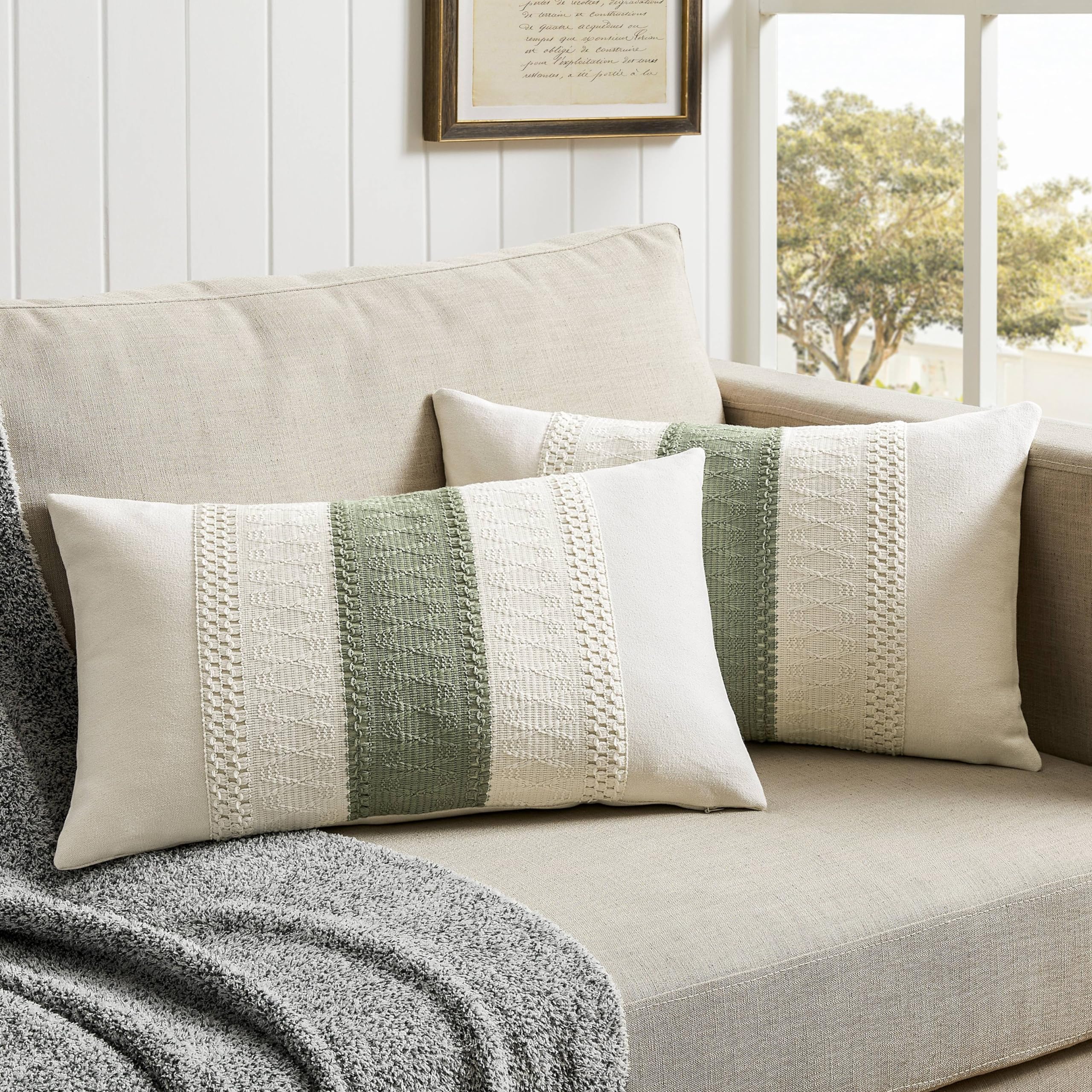 Zeemart 2 Packs Cotton Boho Lumbar Throw Pillow Covers 12X20 Inch Contrast Green, Soft Farmhouse Decorative Couch Pillow Cases Sage Green Cushion Covers For Sofa Bed Living Room Home Decor