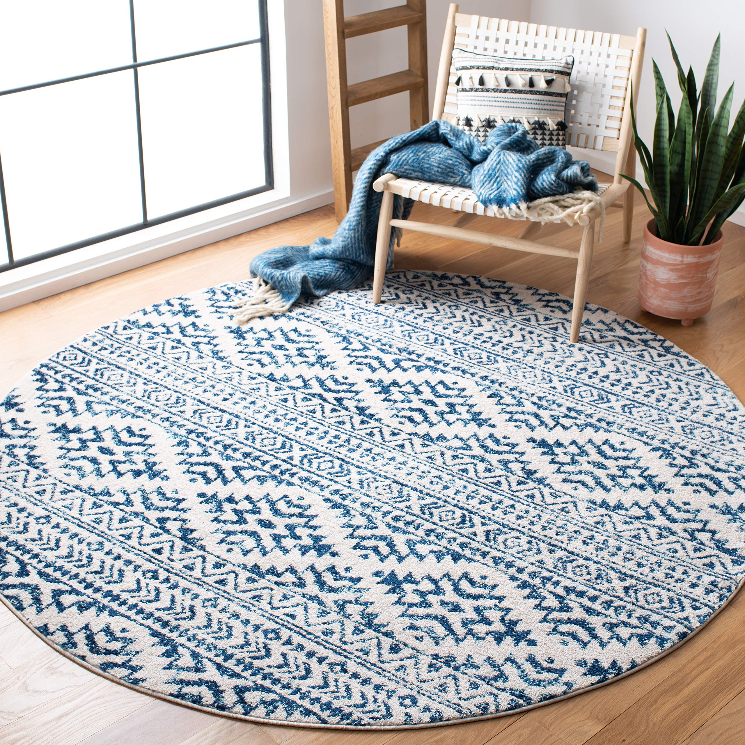 SAFAVIEH Tulum Collection 67 Round Ivory / Navy TUL272D Moroccan Boho Tribal Non-Shedding Dining Room Entryway Foyer Living Roo