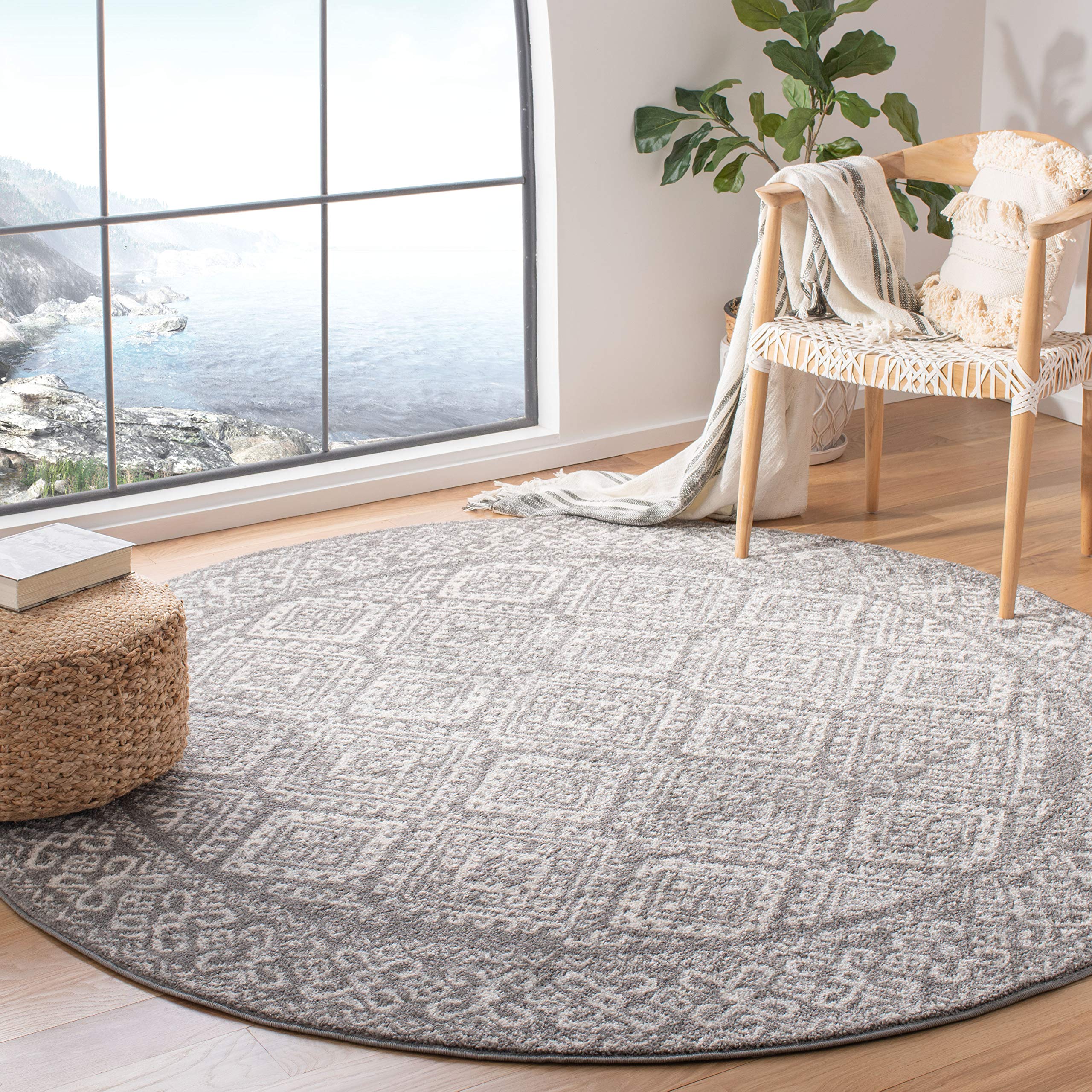 SAFAVIEH Tulum Collection Area Rug - 5 Round, Dark Grey & Ivory, Moroccan Boho Distressed Design, Non-Shedding & Easy Care, Ide