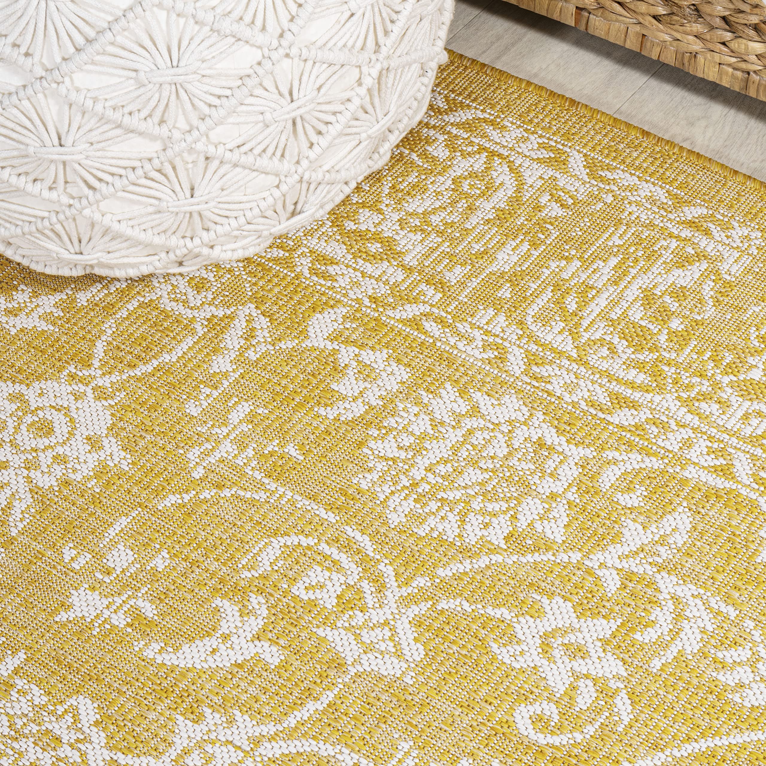 Jonathan Y Smb100E-5Sq Tela Bohemian Textured Weave Floral Indoor Outdoor -Area Rug, Coastal Traditional Transitional Easy-Cleaning,Bedroom,Kitchen,Backyard,Patio, Yellow/Cream, 5' Square