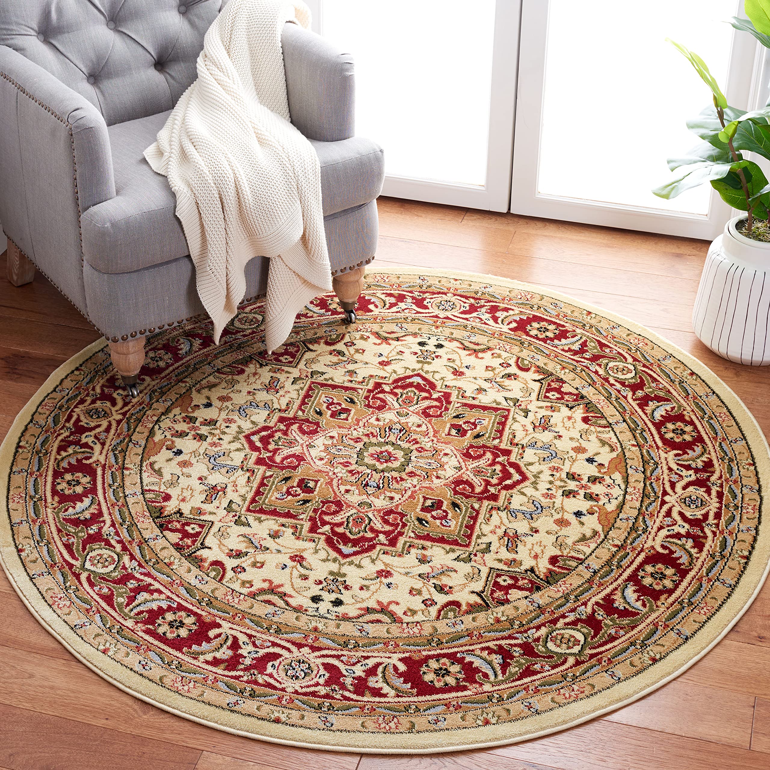 SAFAVIEH Lyndhurst Collection Area Rug - 53 Round, Ivory & Red, Traditional Oriental Design, Non-Shedding & Easy Care, Ideal fo