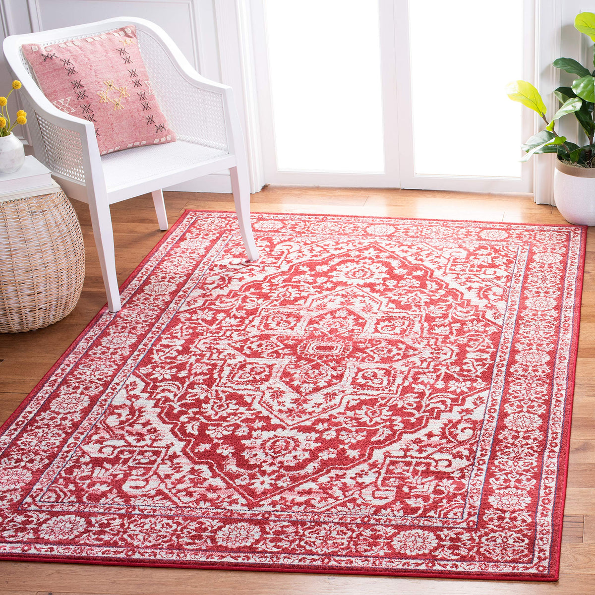 SAFAVIEH Brentwood Collection 5'3'' x 7'6'' Red / Ivory BNT832Q Medallion Distressed Non-Shedding Living Room Bedroom Dining Hom
