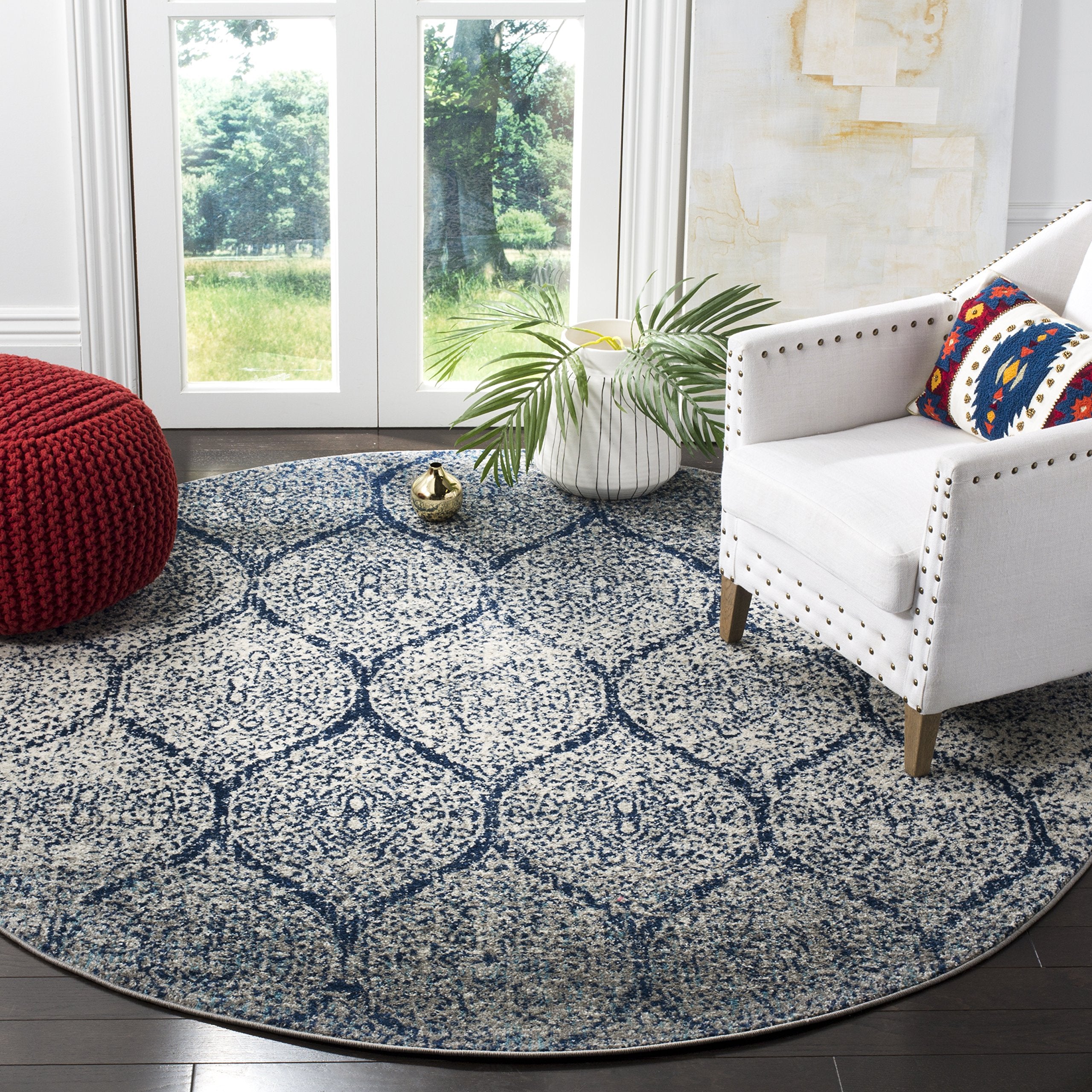 SAFAVIEH Madison Collection 11 Round Navy / Silver MAD604G Glam Ogee Trellis Distressed Non-Shedding Dining Room Entryway Foyer