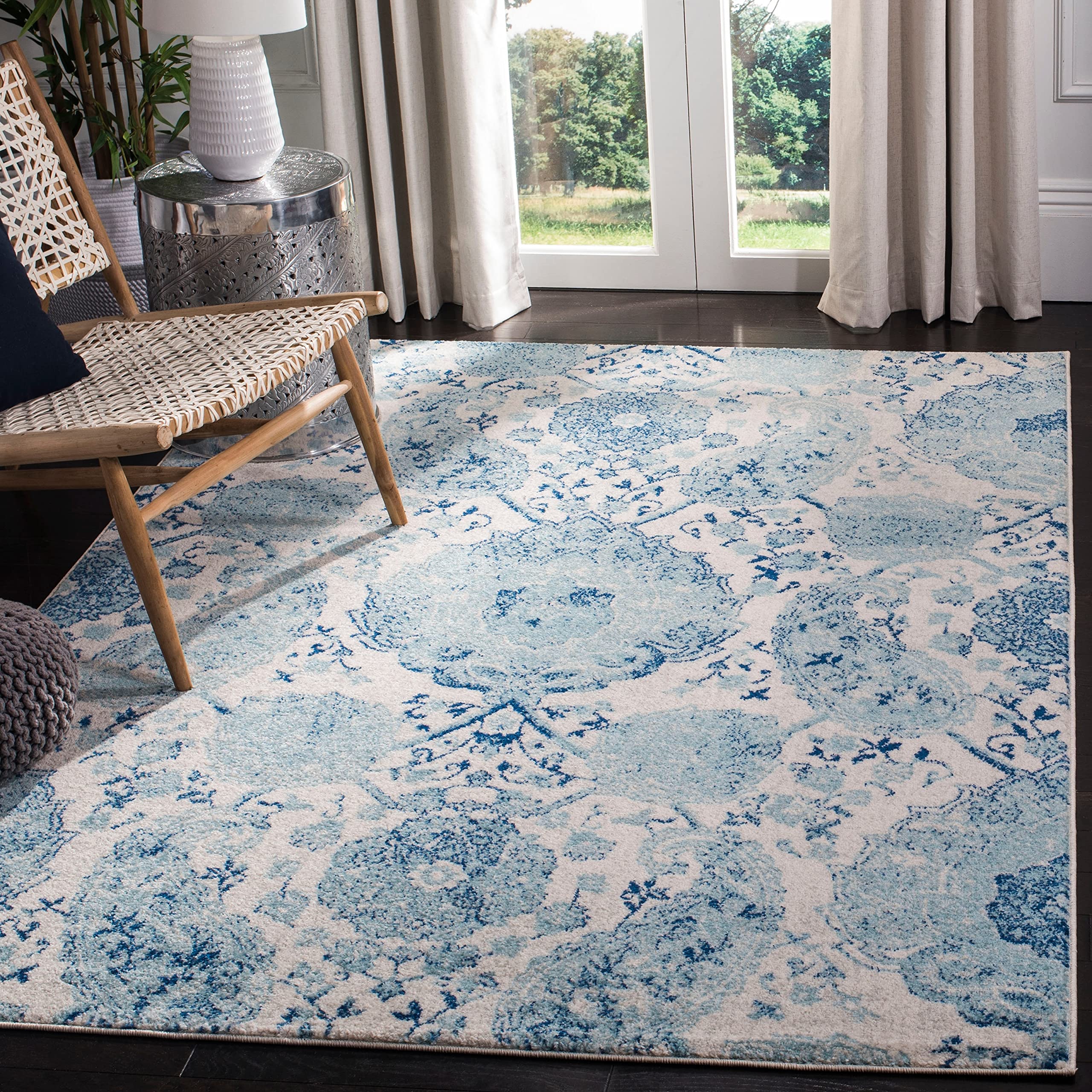 SAFAVIEH Madison Collection 4 Square Cream / Turquoise MAD600E Boho Chic Glam Paisley Non-Shedding Living Room Bedroom Accent R