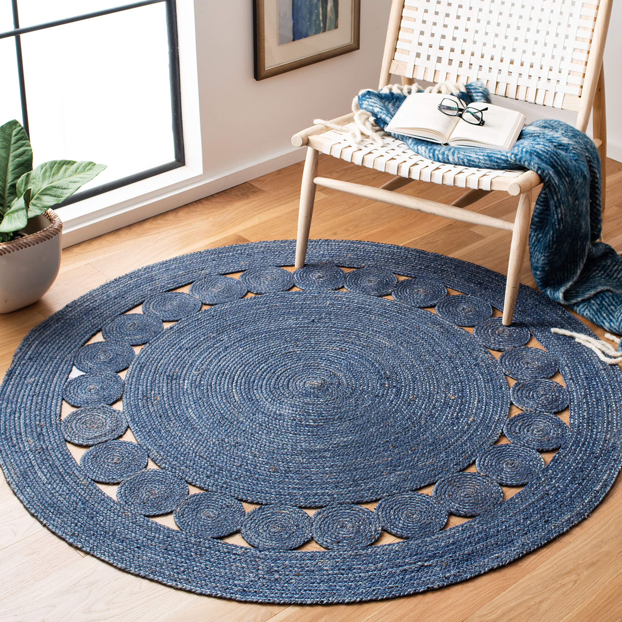 SAFAVIEH Natural Fiber Collection Area Rug - 5 Round, Navy, Handmade Boho Charm Farmhouse Jute, Ideal for High Traffic Areas in